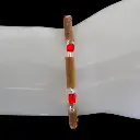 bracelet-perles-rouges.webp