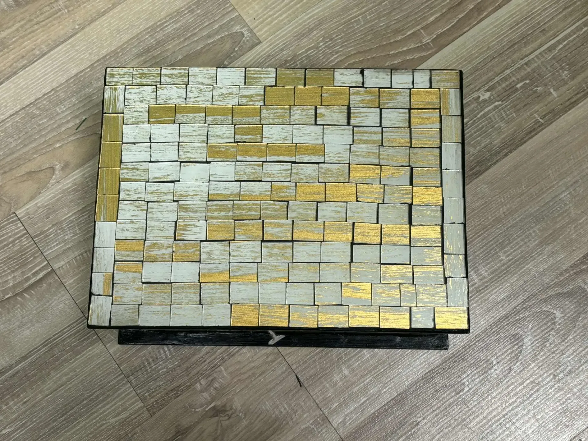 [BOIT005-1] Boîte en bois mosaïques L