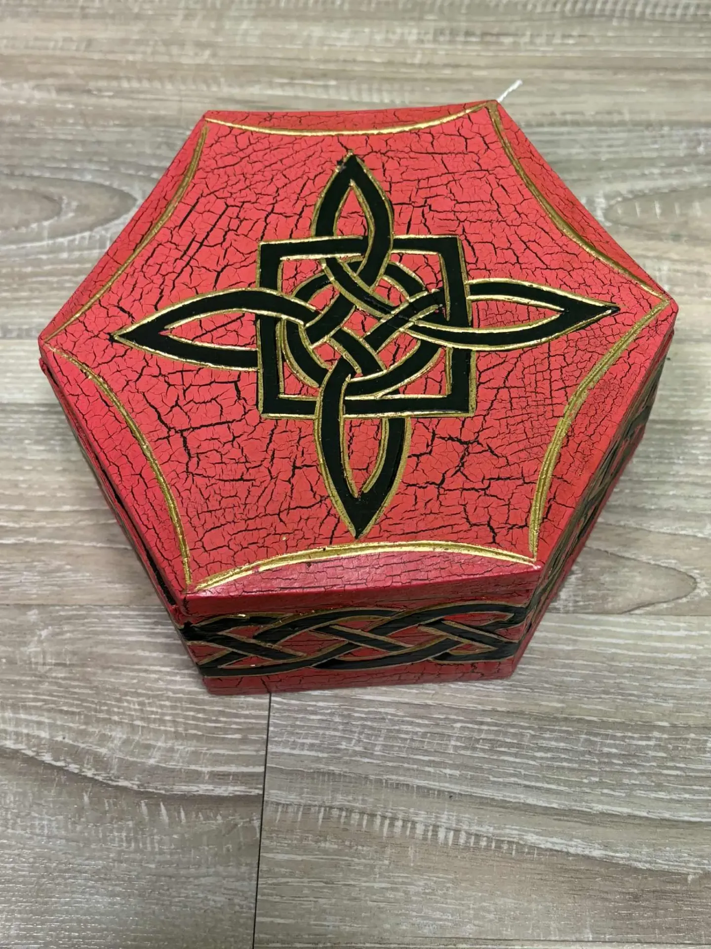 [BOIT045] Boite hexagonale nœud protection