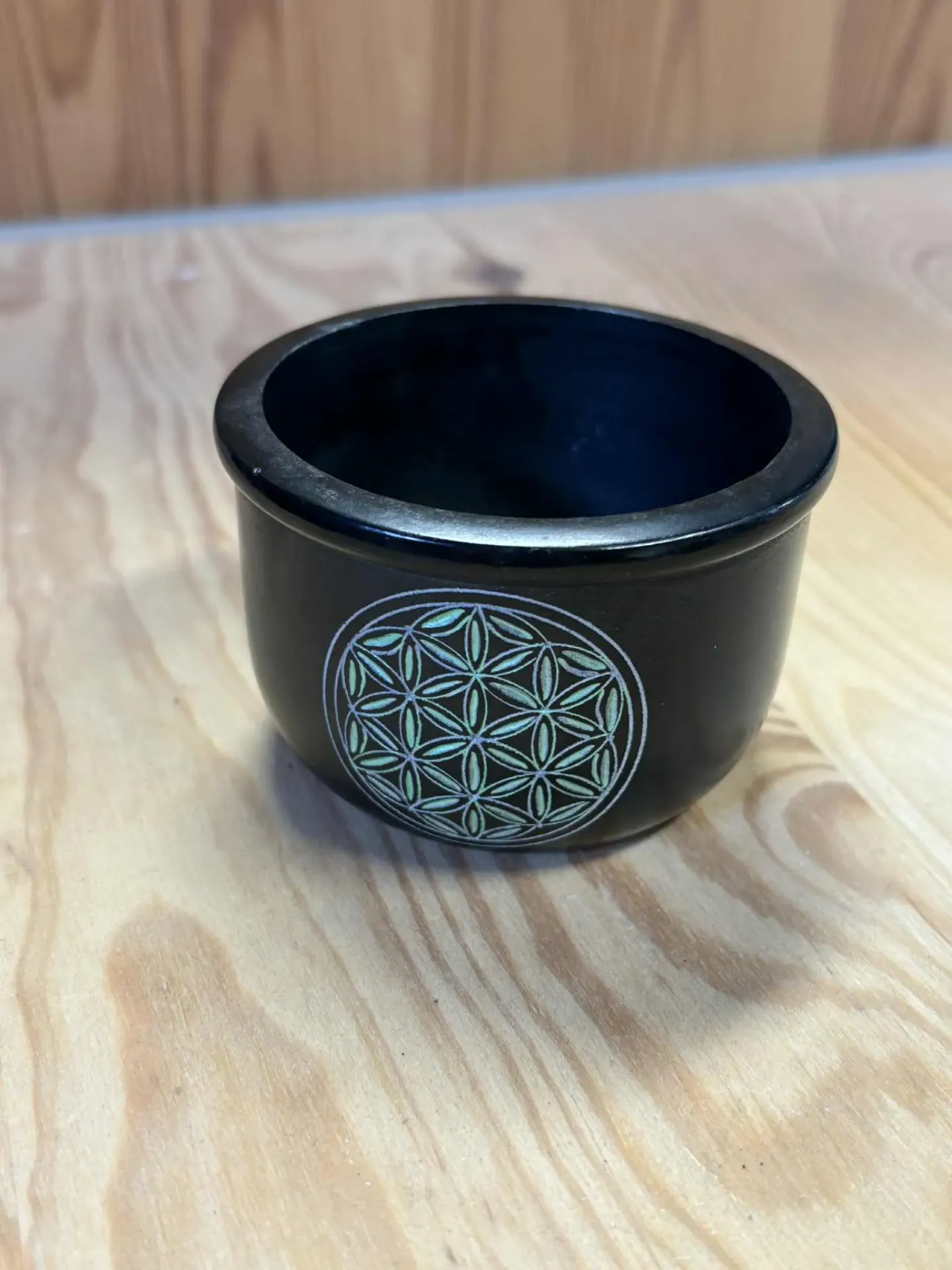 [BOL035] Bol en pierre de savon fleur de vie