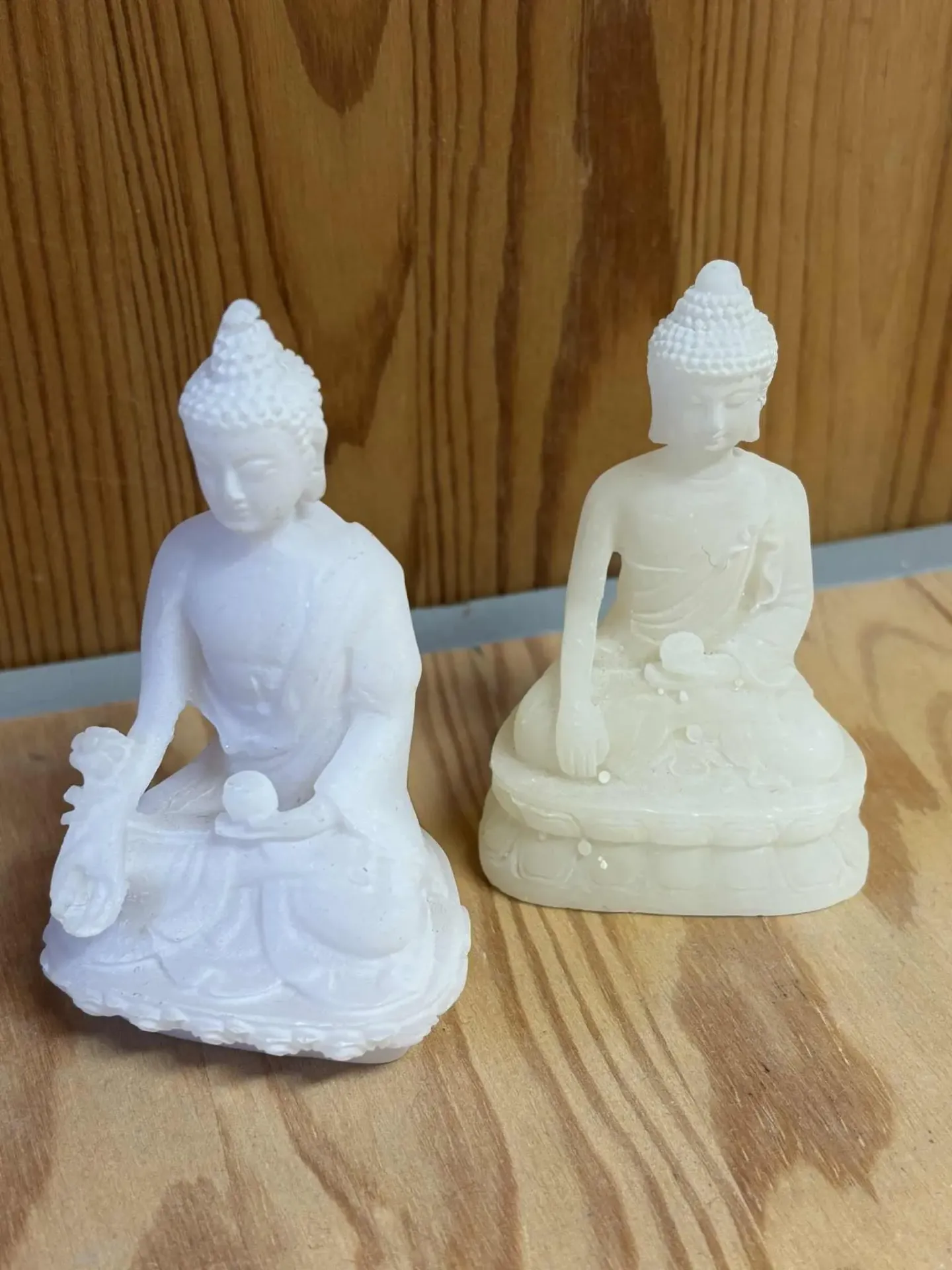 [BOUG010] Bouddha Gautama résine blanche