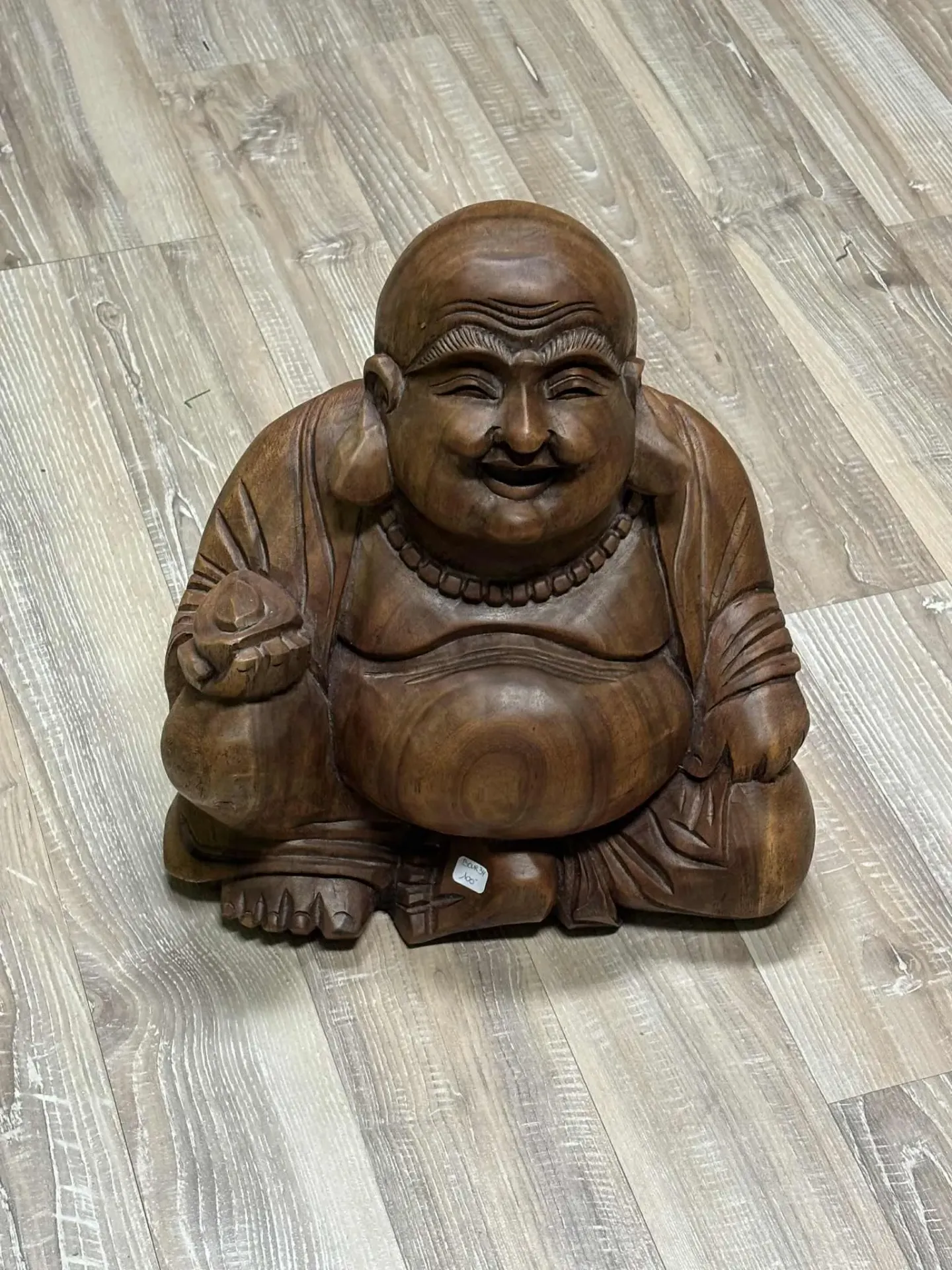 Bouddha rieur en bois de suar L