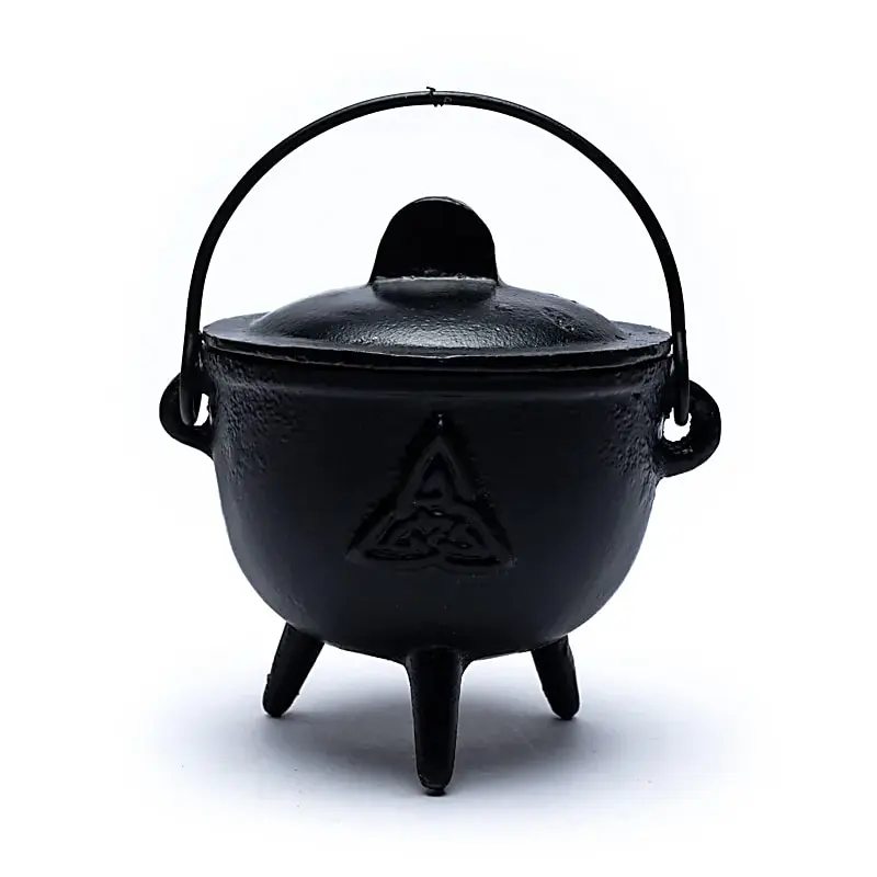 [CHAU002] Chaudron Triquetra en fonte
