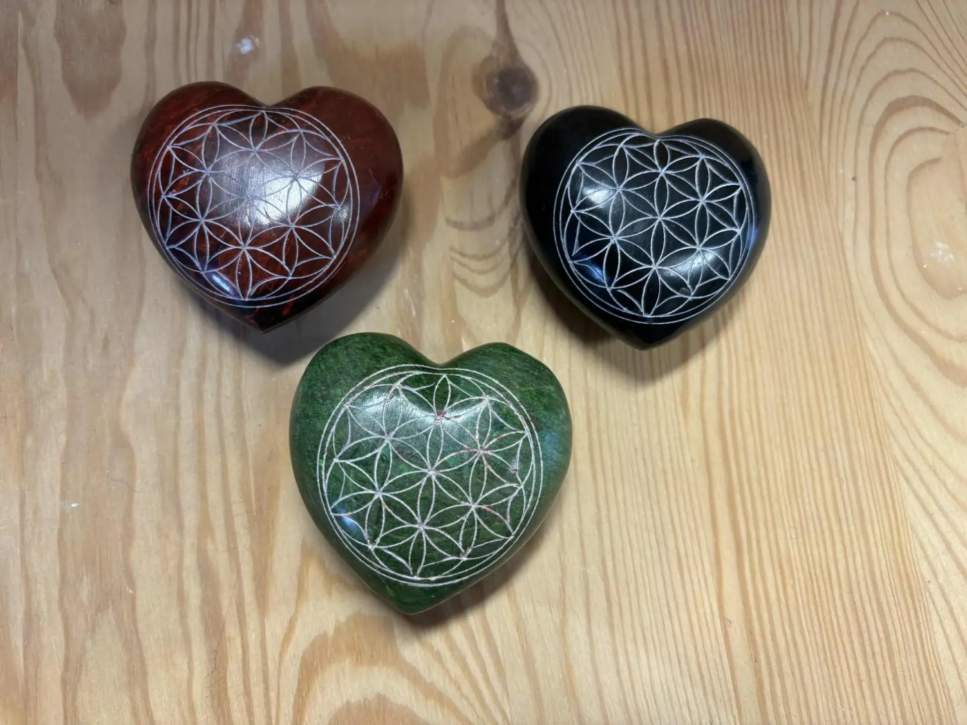 Cœur en pierre de savon fleur de vie