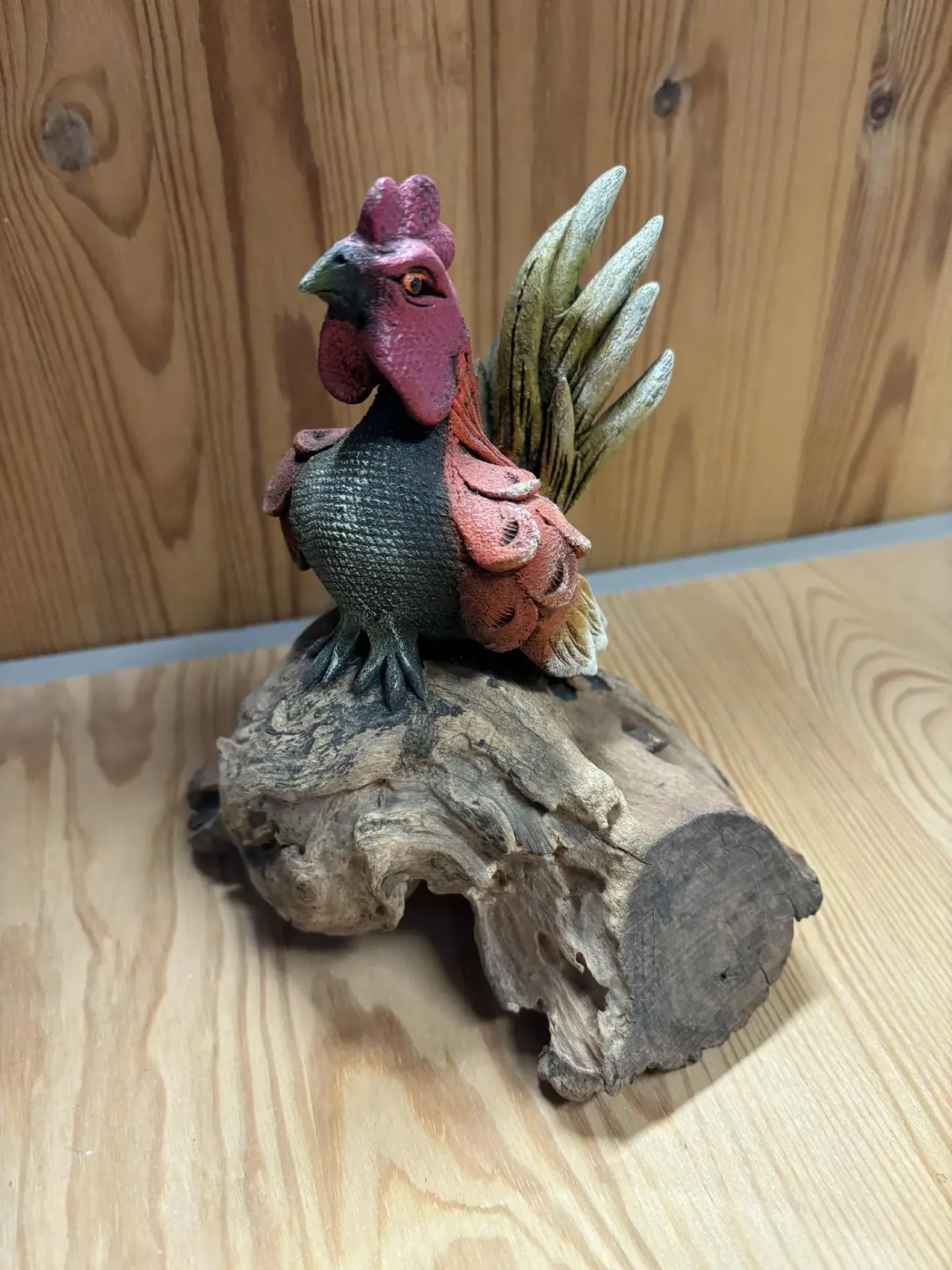 [COQ011] Coq en bois sur branche