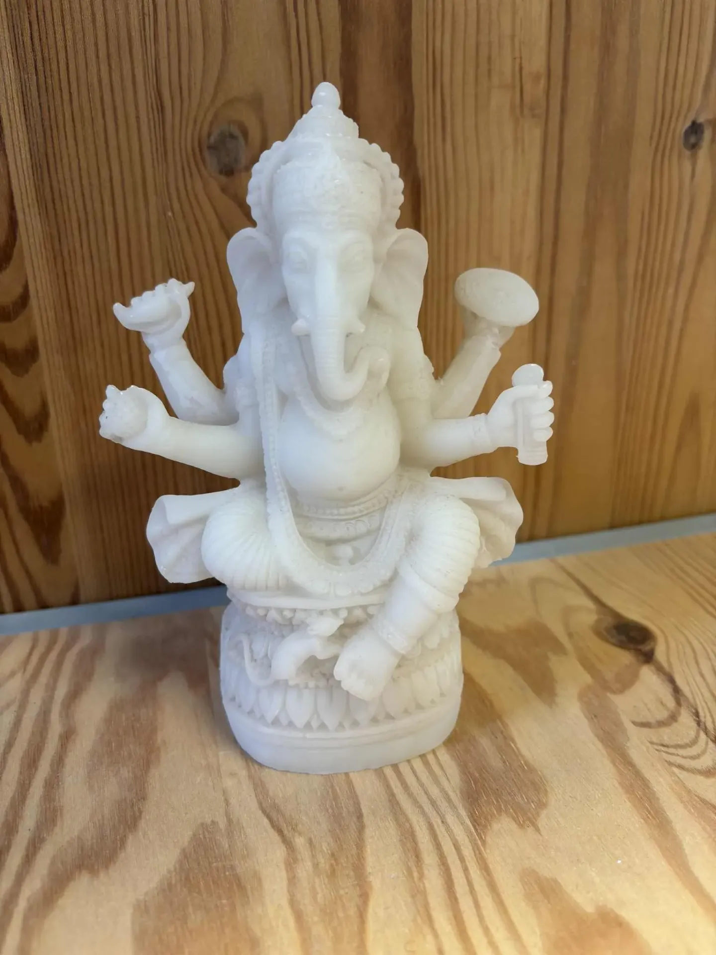 [GAN014] Ganesh en pierre blanche