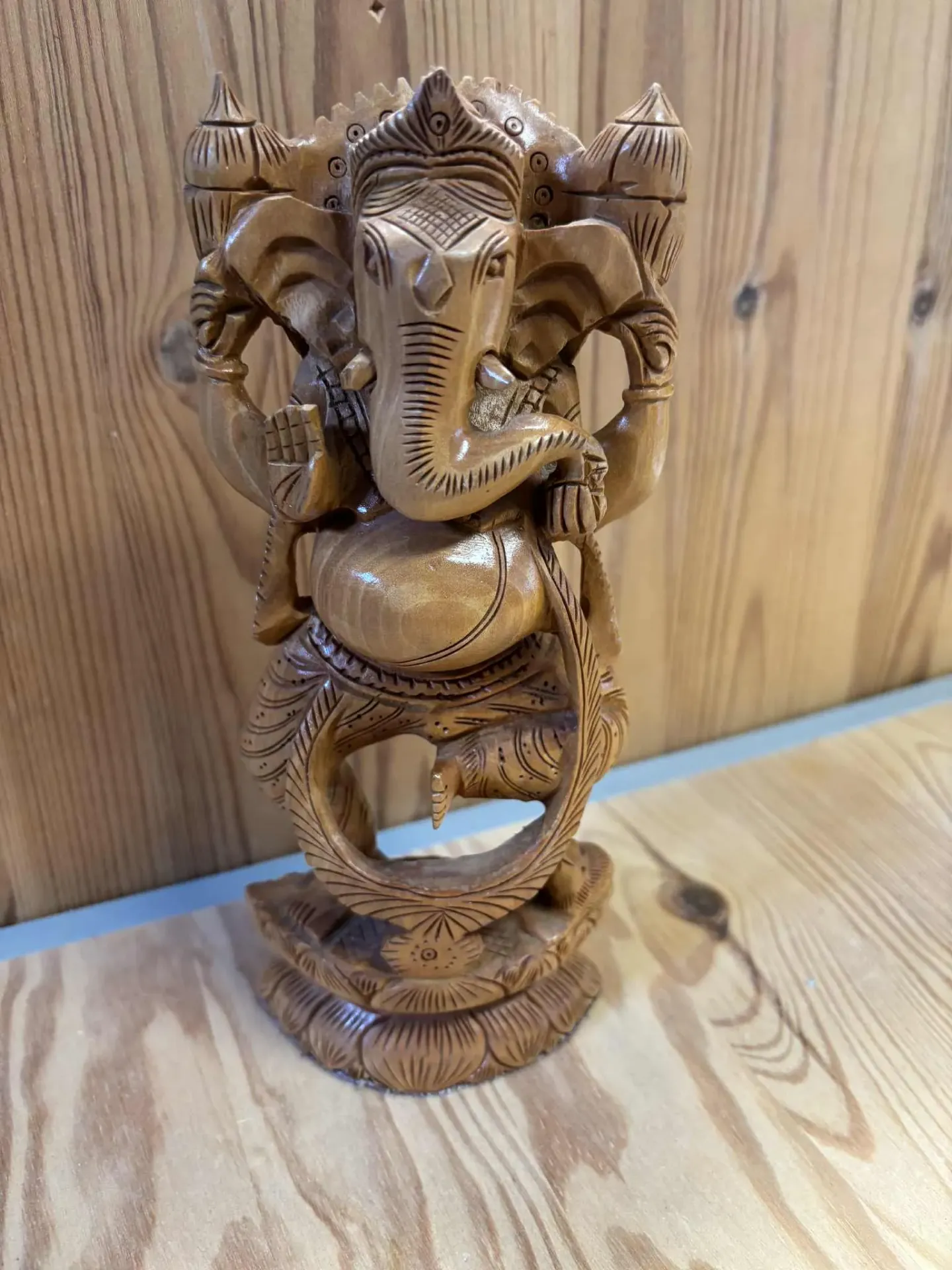 [GAN002] Ganesh scultpé en bois