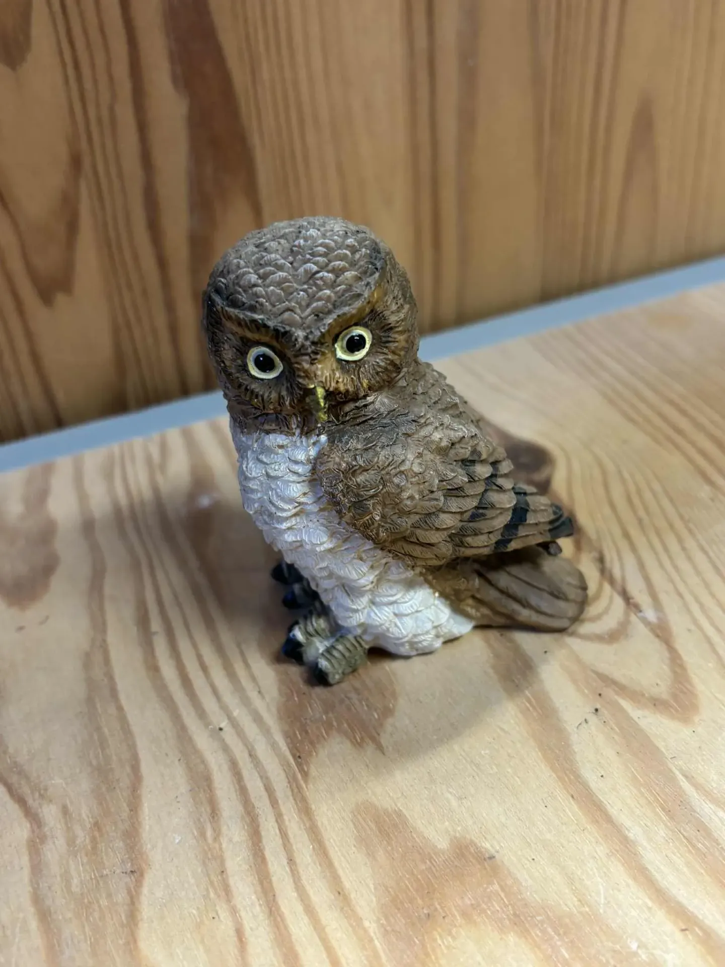 Hibou en résine