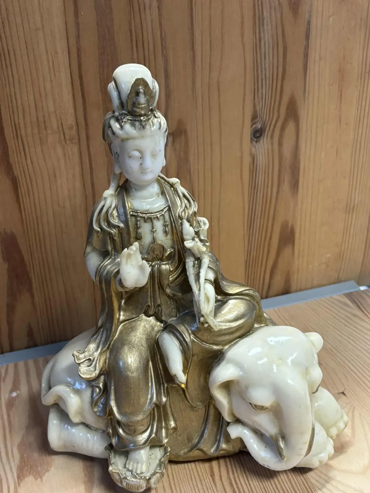 [KWN002] Kwan Yin sur éléphant