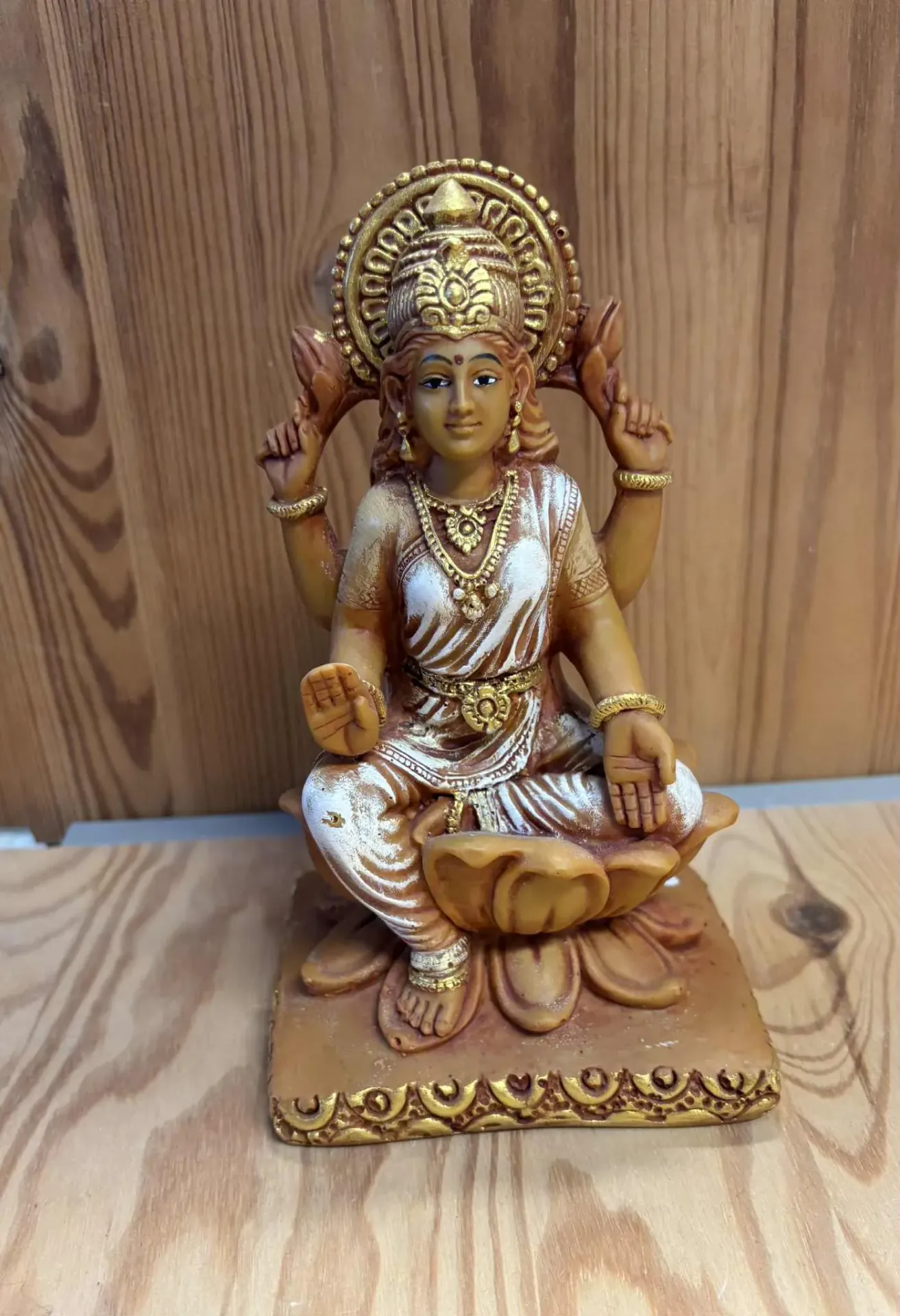 [LAK001] Lakshmi en résine