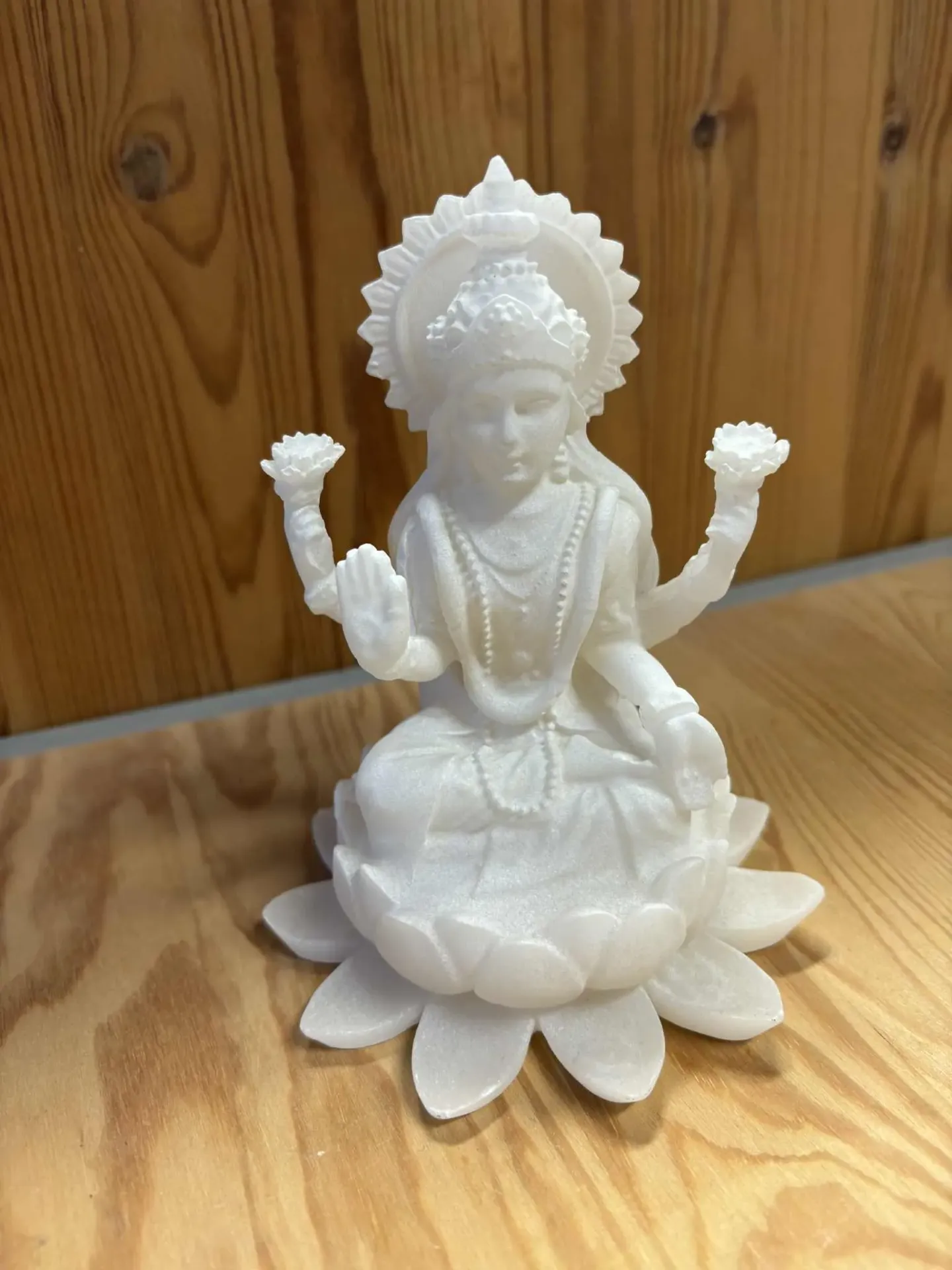 [LAK004] Lakshmi en résine