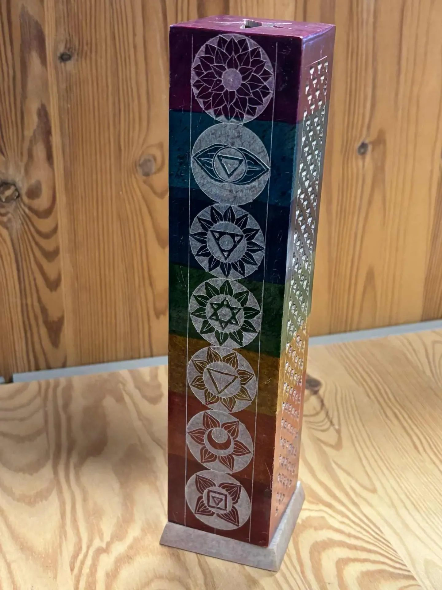Porte encens chakras haut en pierre savon