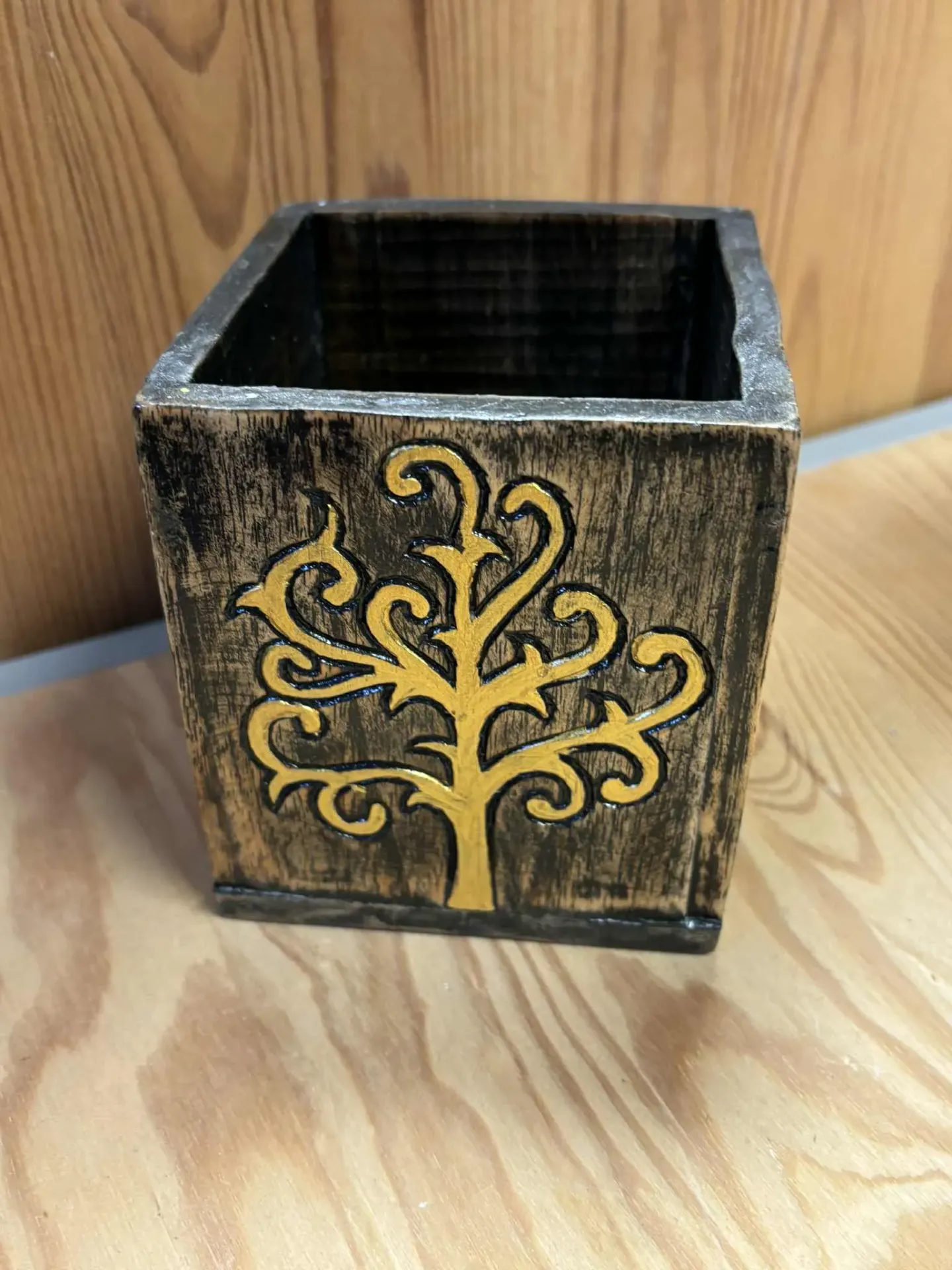 Pot gravé Arbre de vie bois