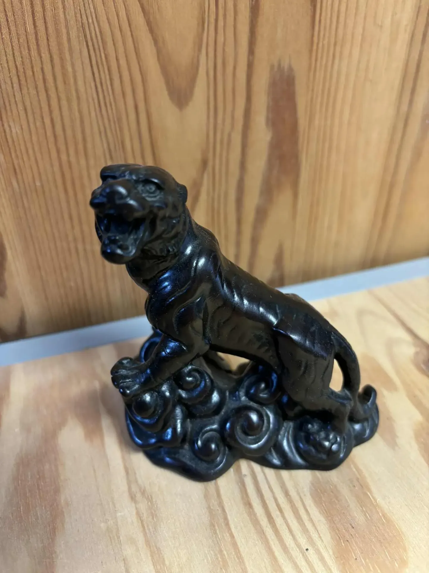 [TIG007] Tigre en résine