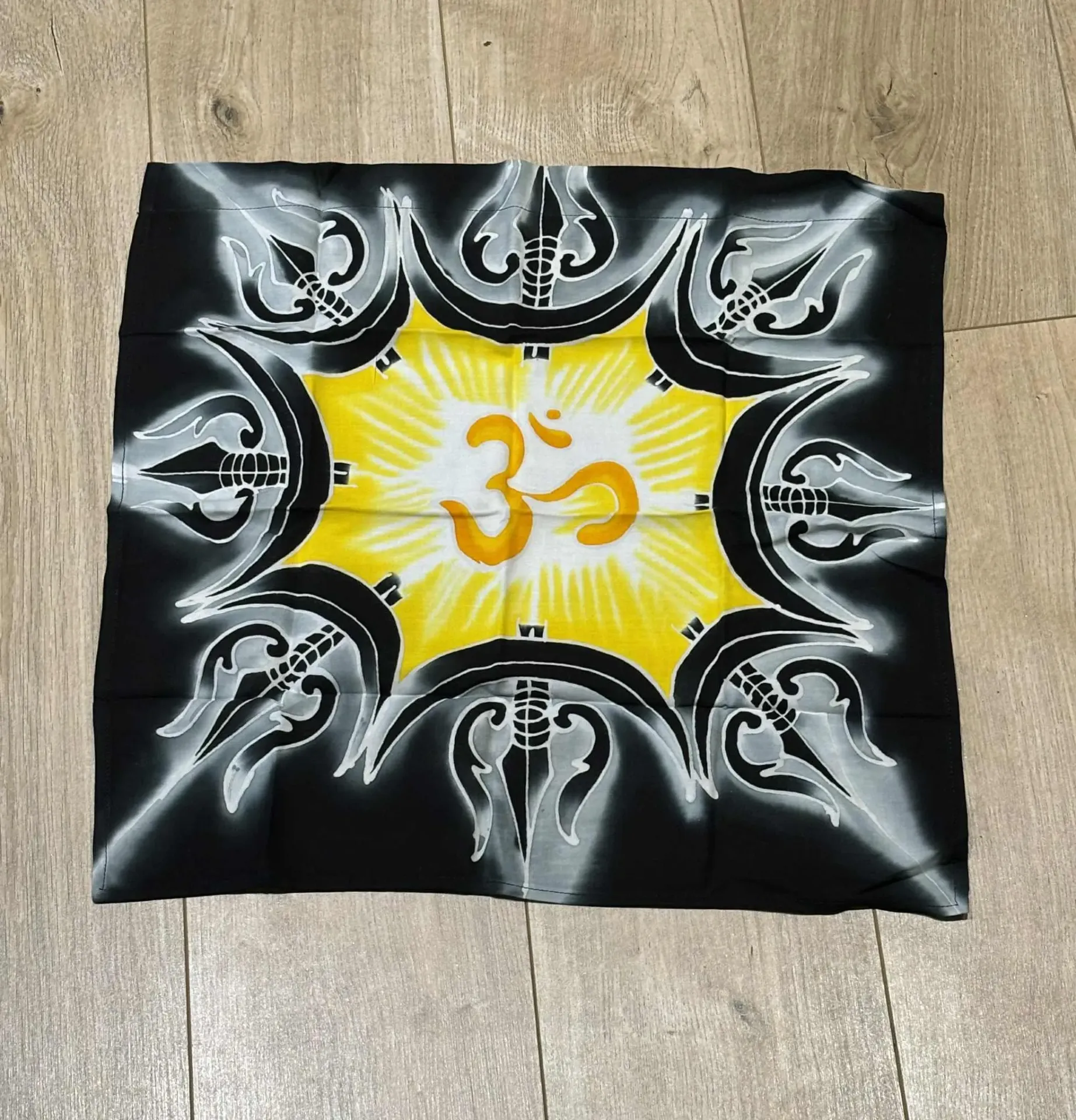 [TIS013] Tissus Om noir