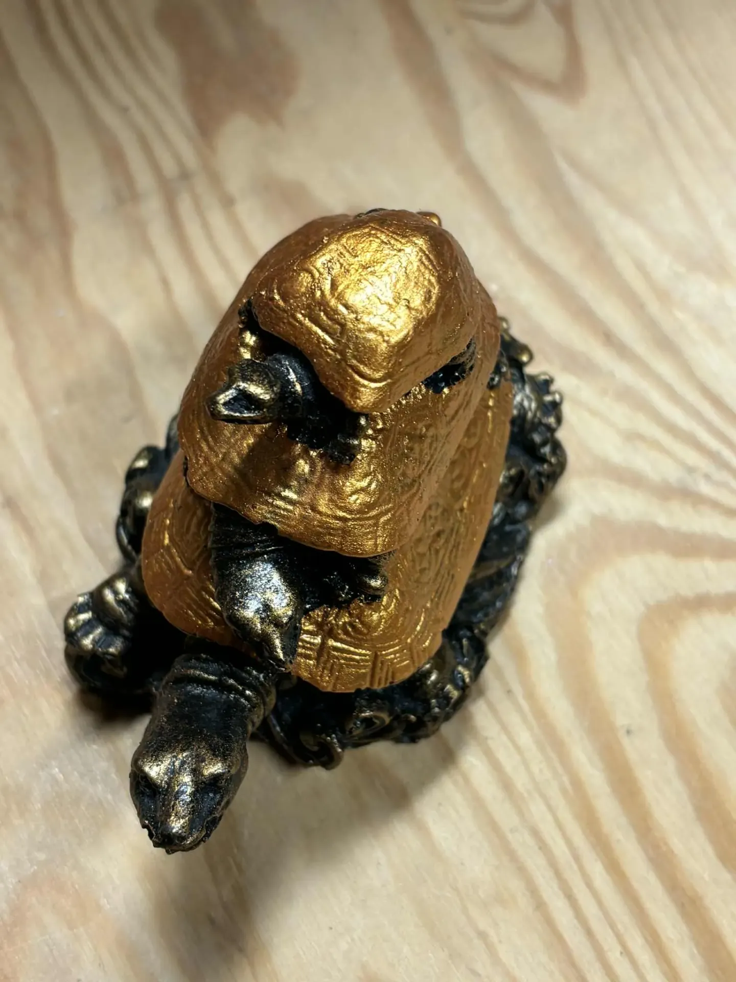 [TORT004] Tortues superposées en résine colorée