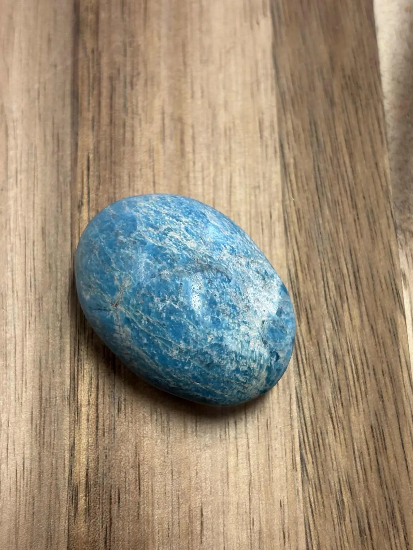 [MIN00273] Apatite galet