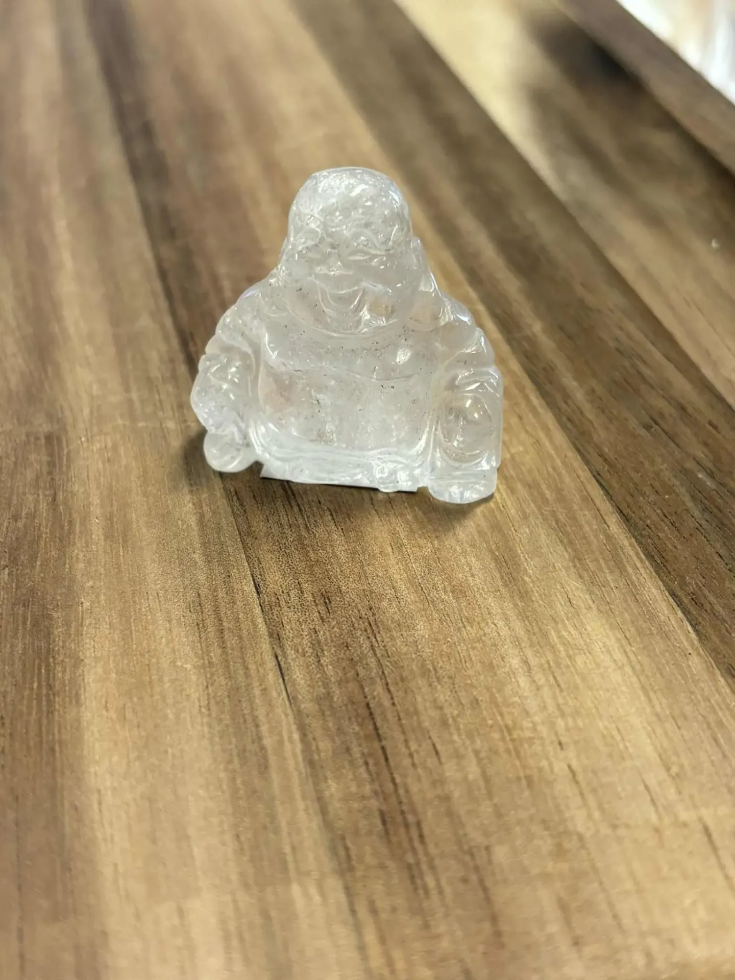 Cristal de roche Bouddha rieur