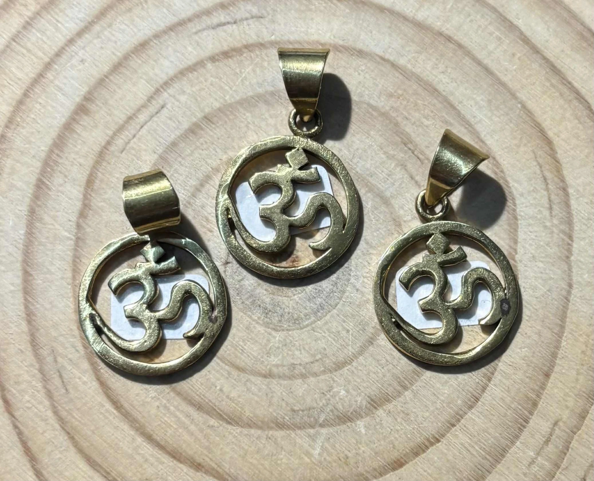 Pendentif Ohm laiton