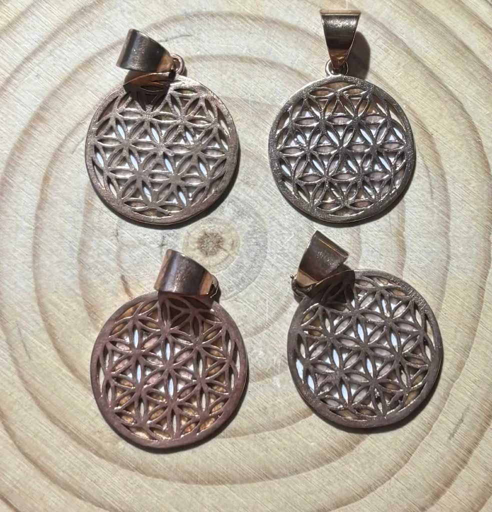 Pendentif Fleur de vie laiton