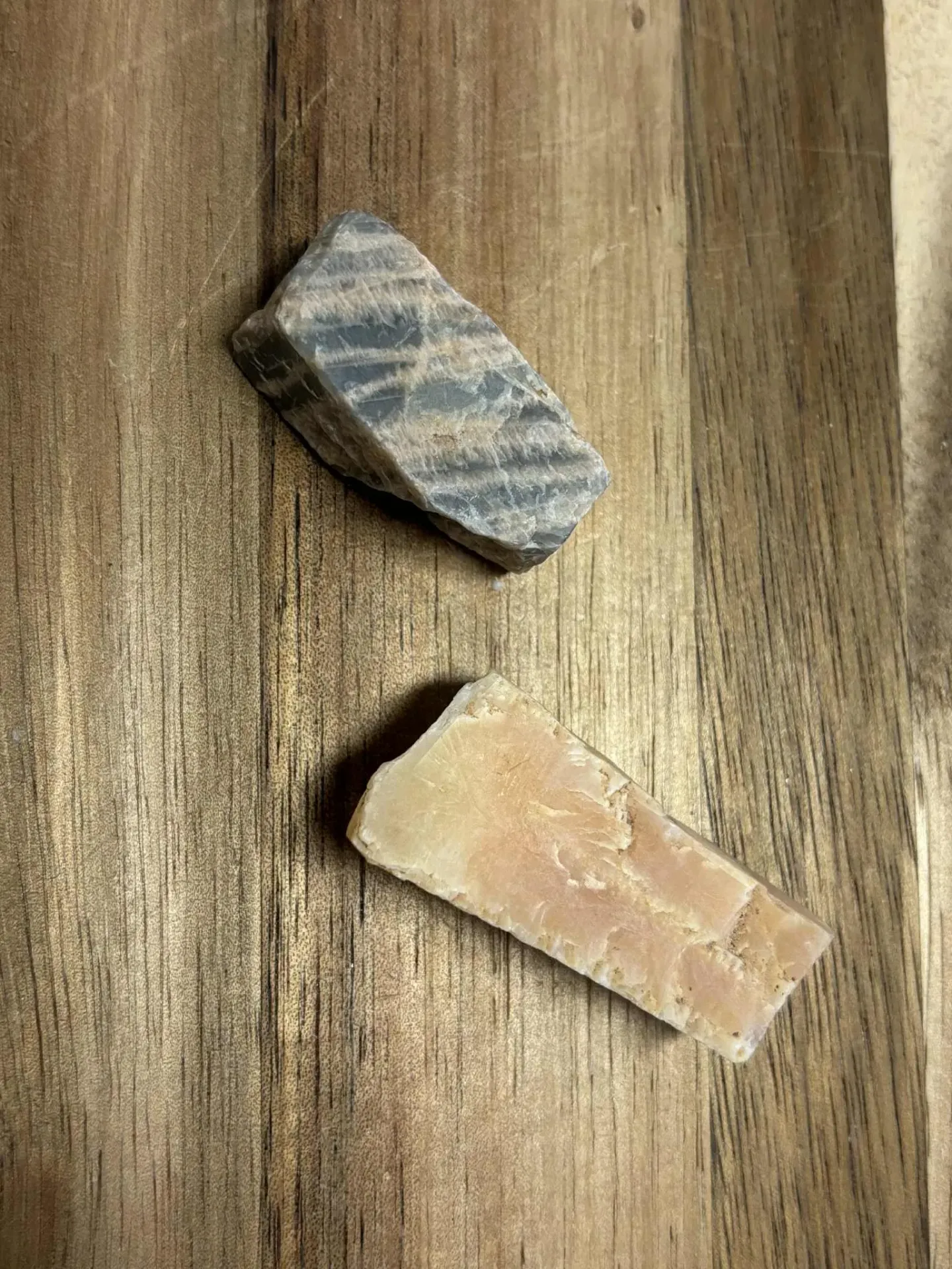 Pierre de lune brute