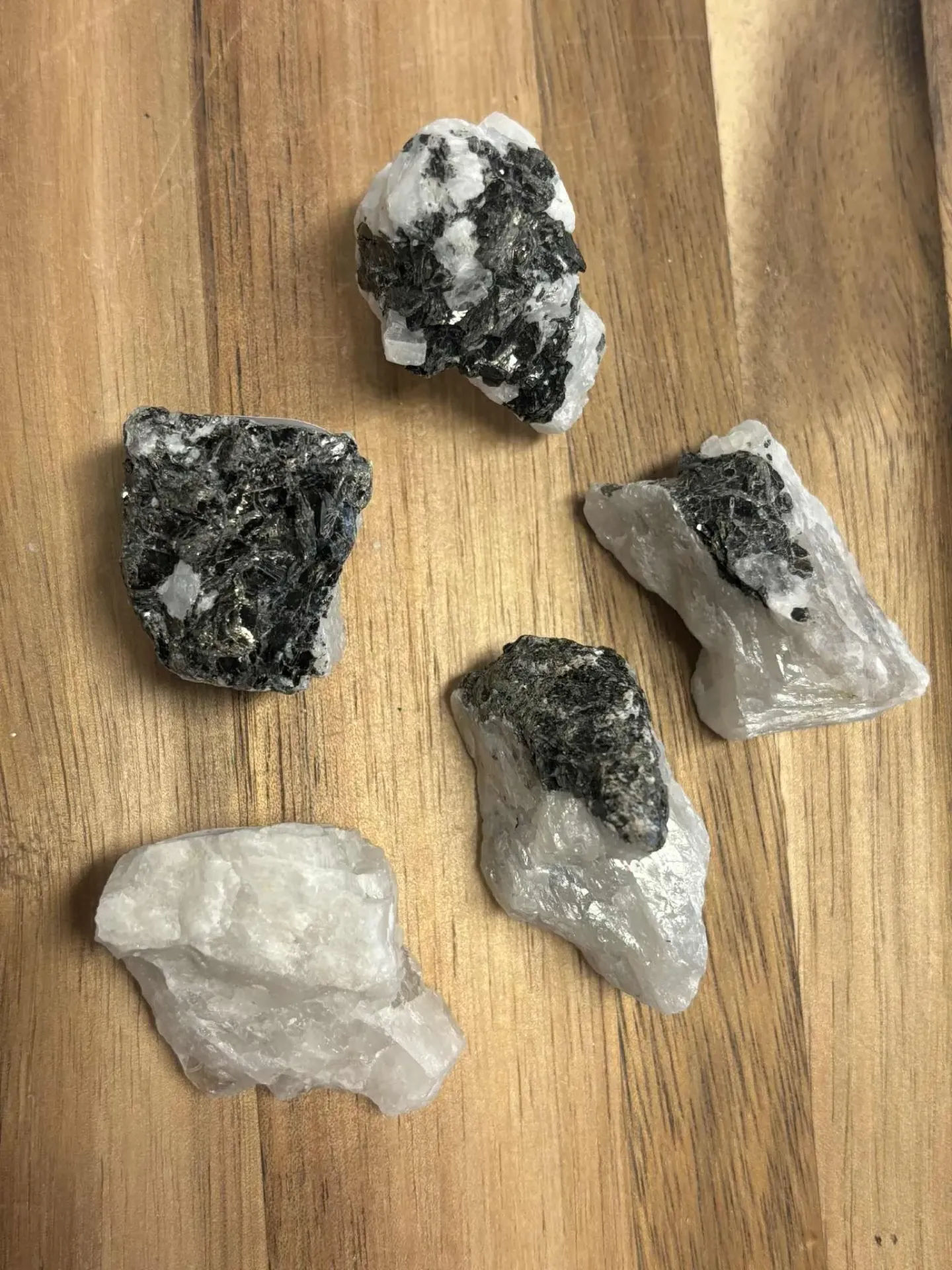 Pierre de lune brute