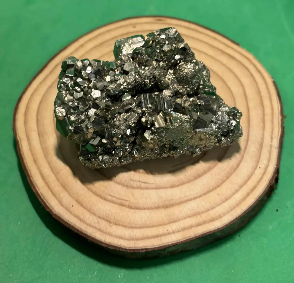 Pyrite brute