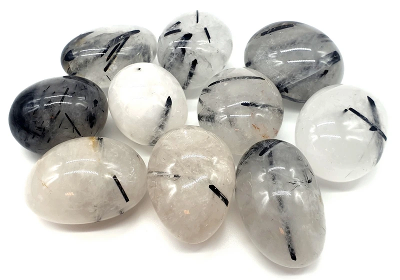 Quartz tourmaline roulé