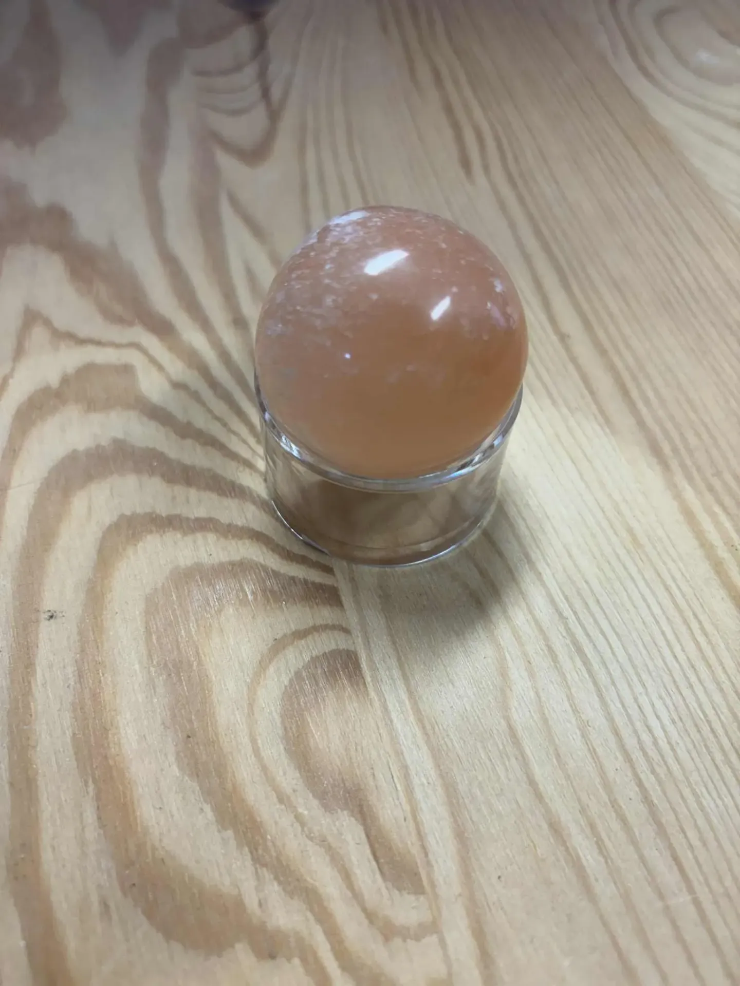 Sélénite orange boule