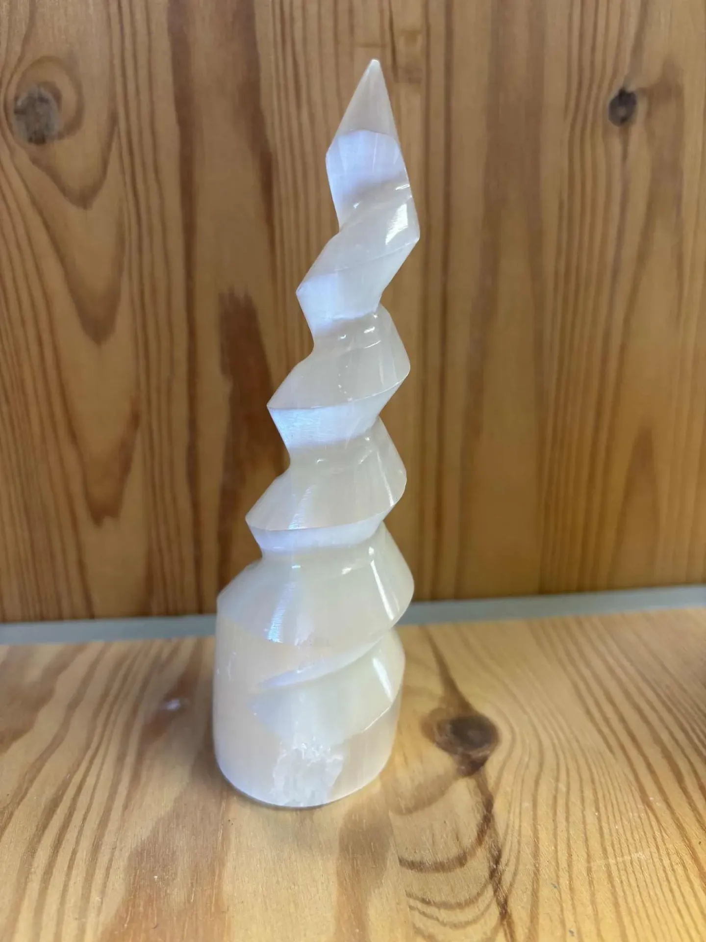 Sélénite tour spirale