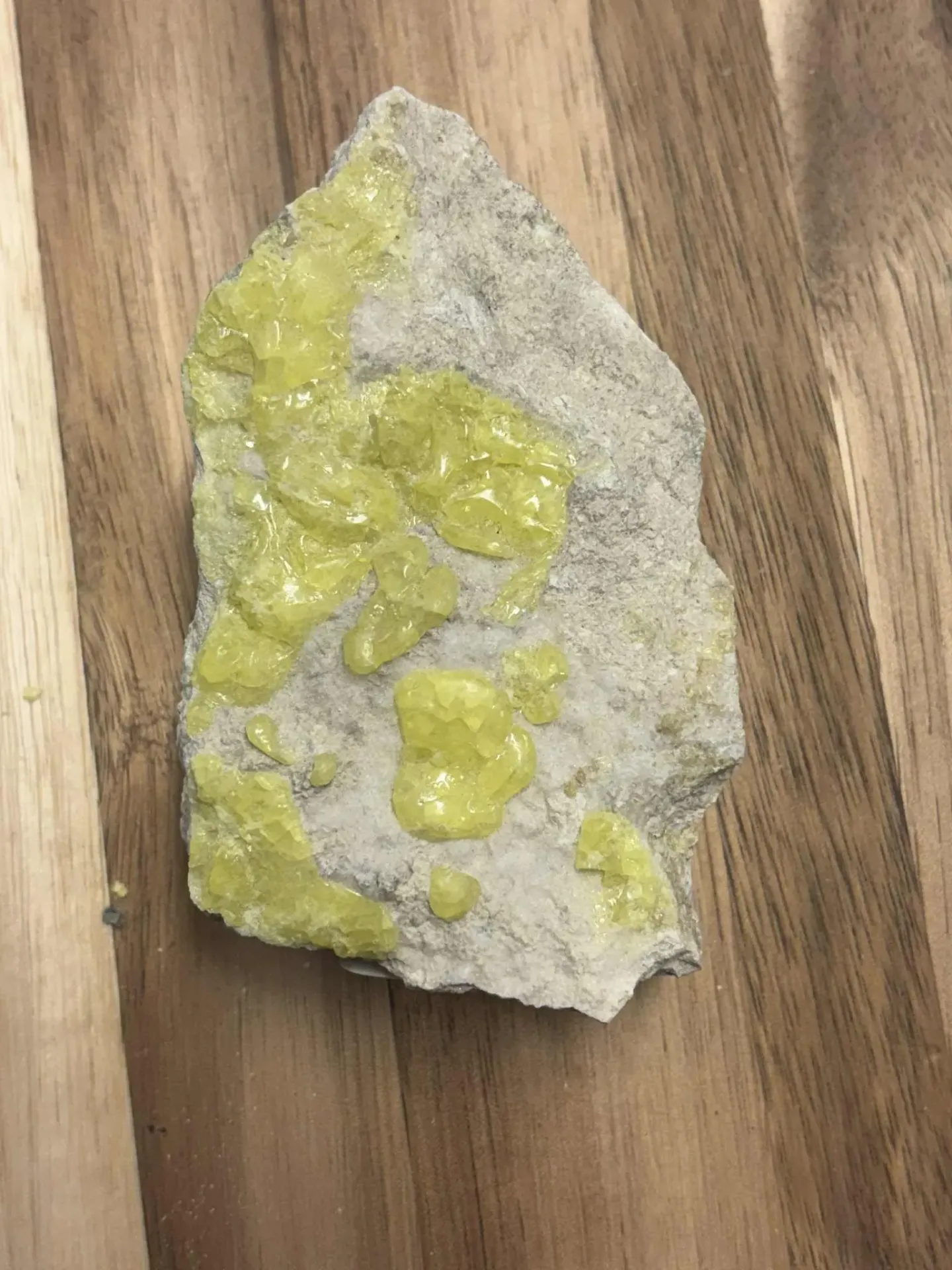 [MIN00835] Soufre de Bolivie brut