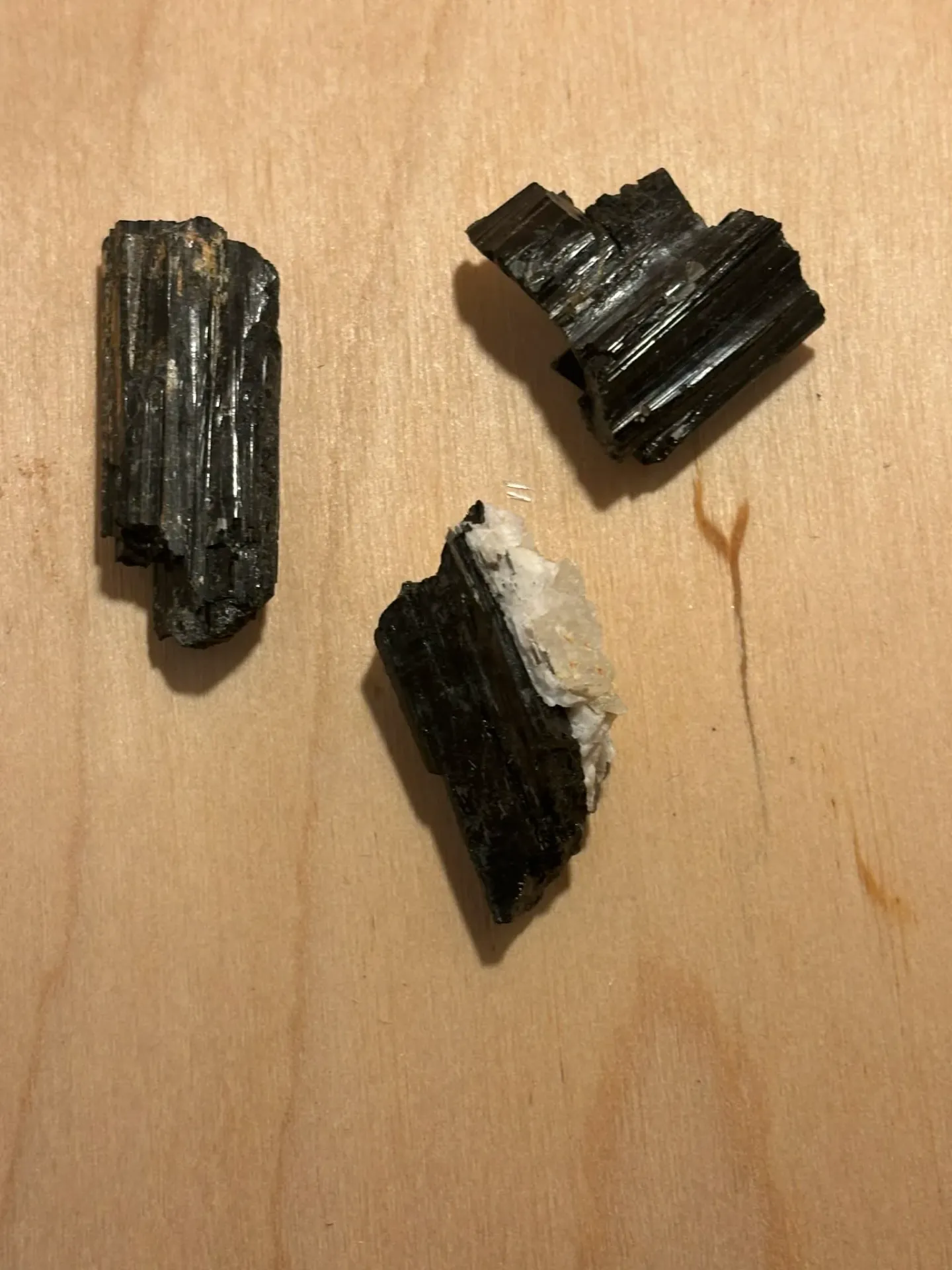 [MIN00860] Tourmaline noire brute mini