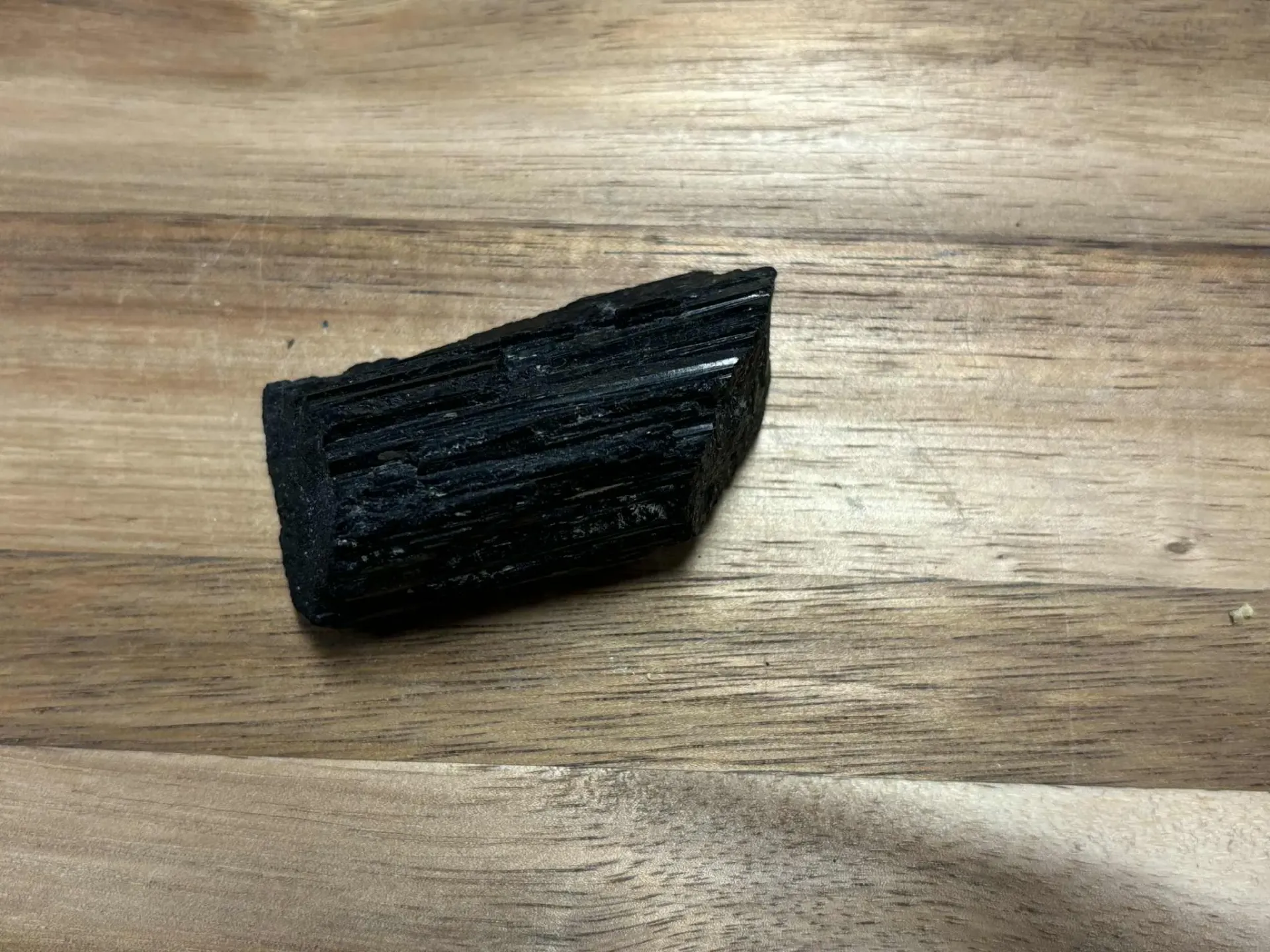 [MIN00862] Tourmaline noire brute