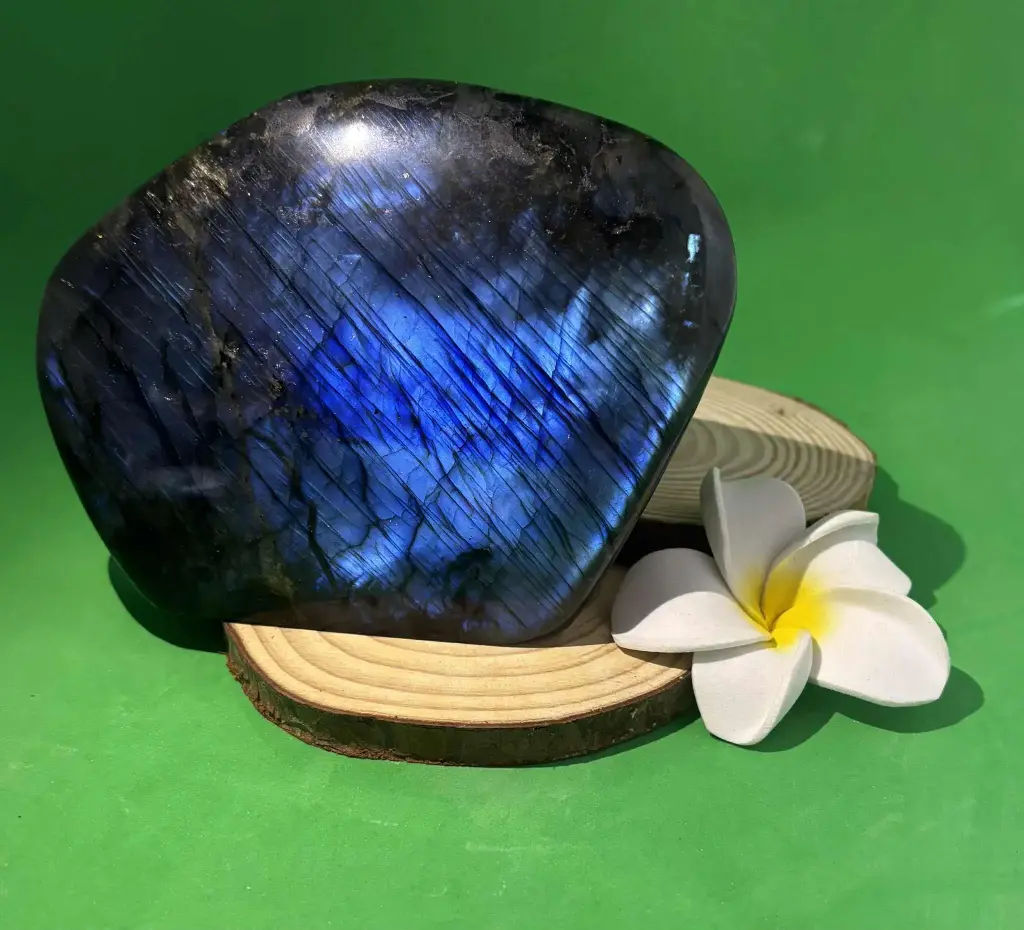 Labradorite grande