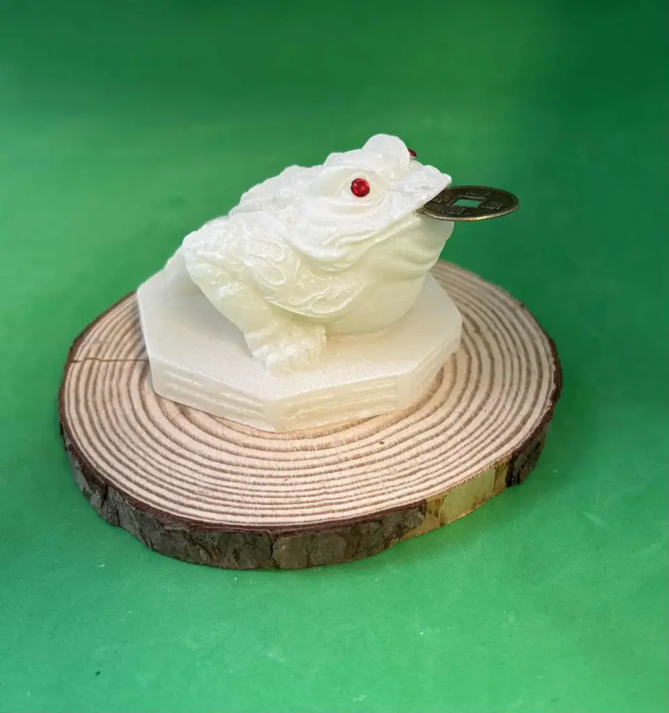 Crapaud à 3 pattes blanc