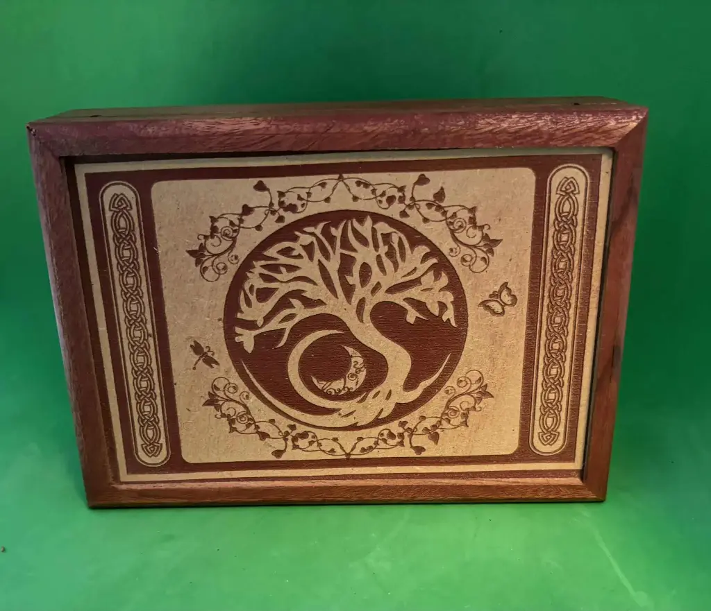 Boite en bois Arbre de Vie