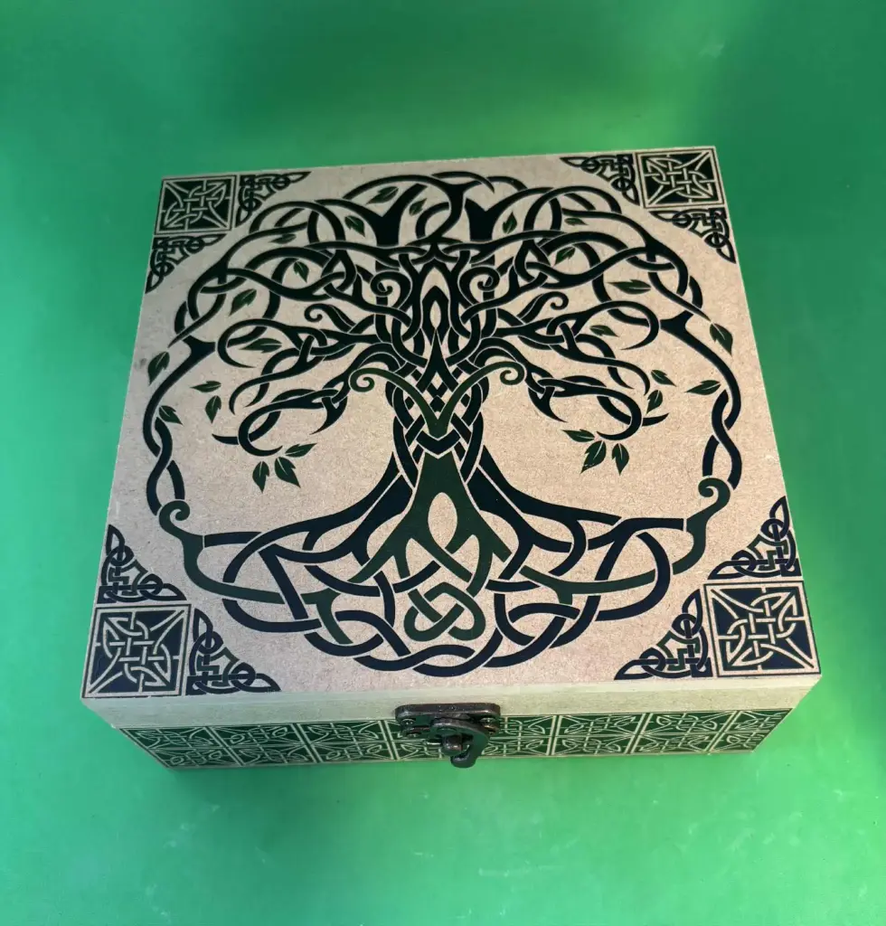 Boite en bois Arbre celtique