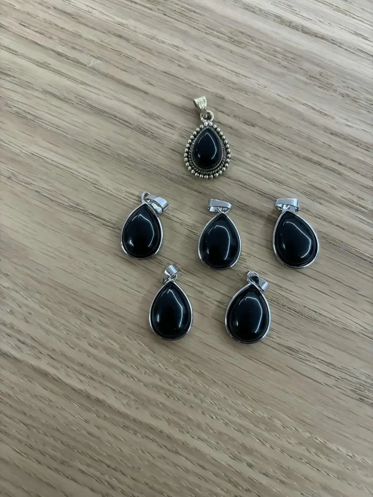 Pendentif Obsidienne noire goutte métal