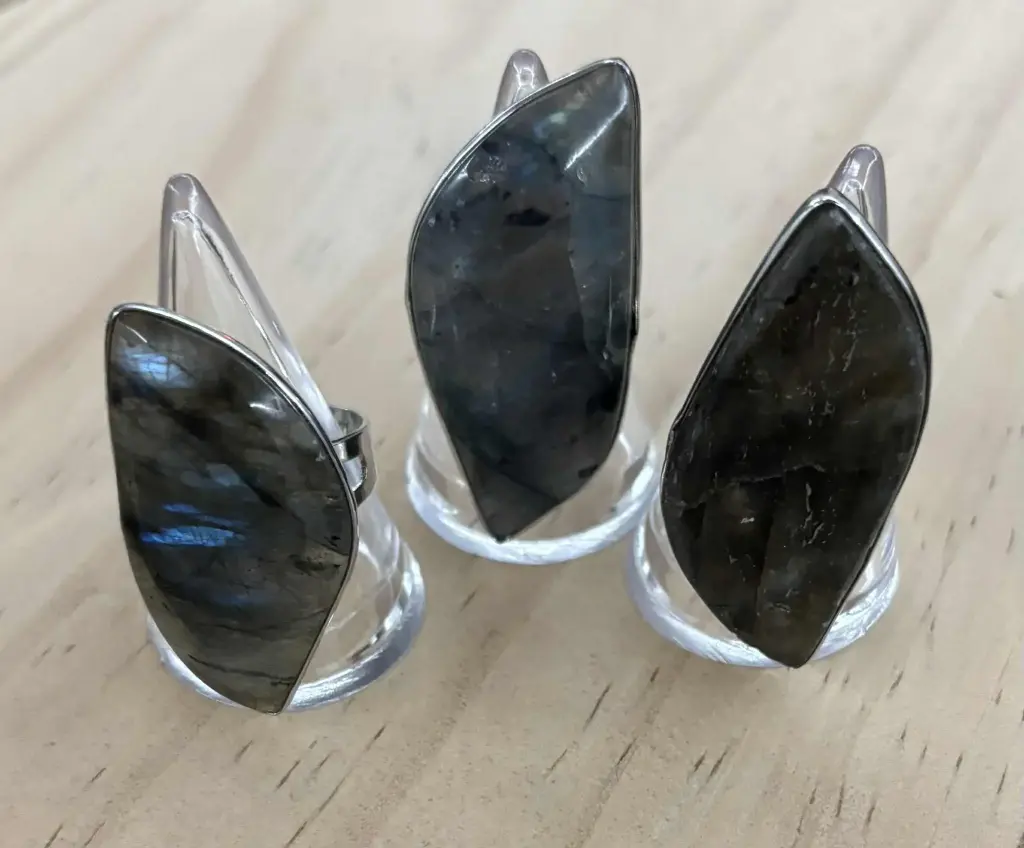 Bague en labradorite