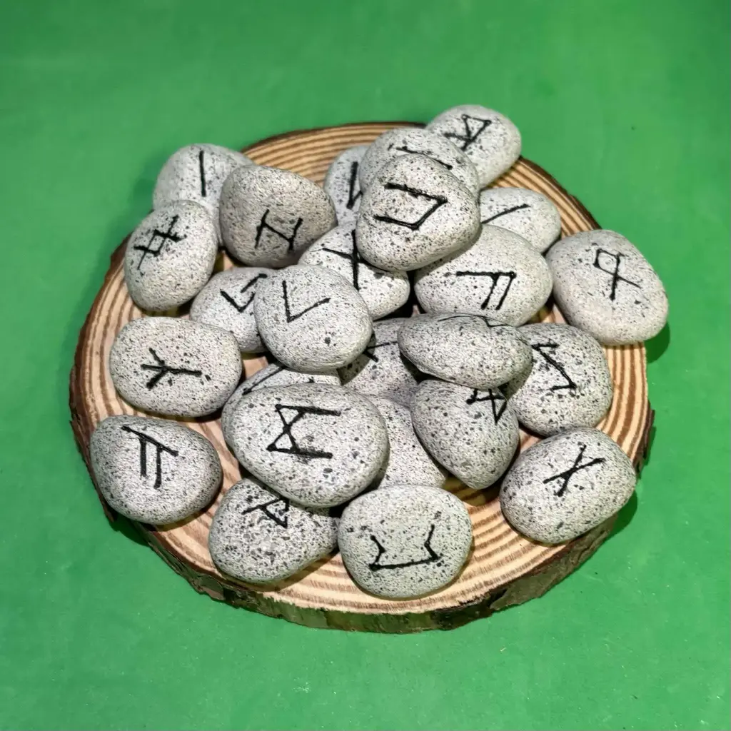 Rune en résine galets