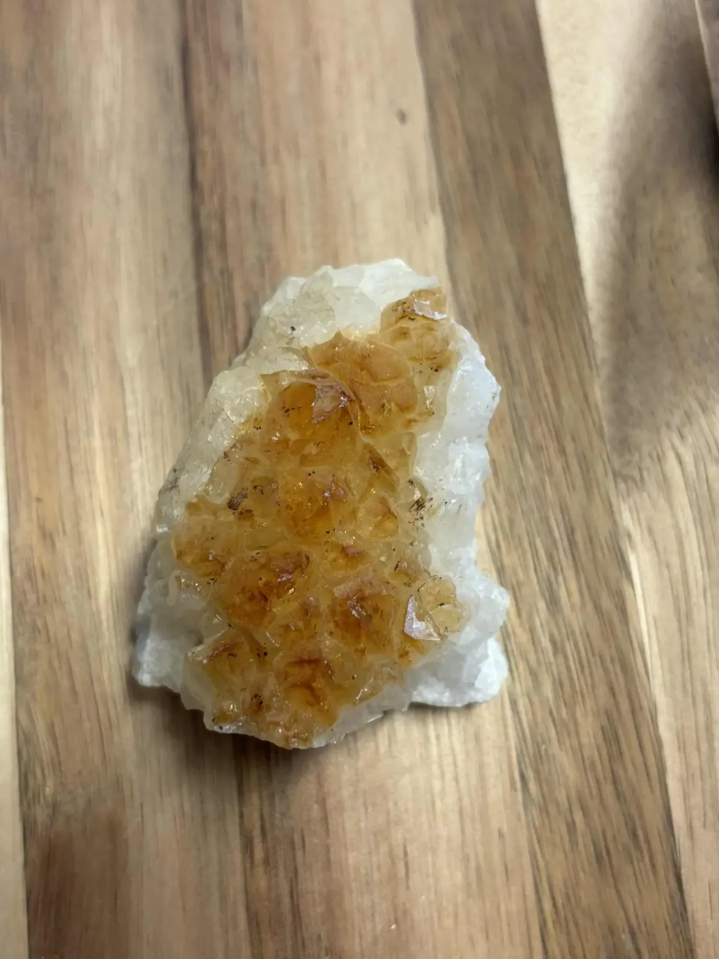 Citrine brute