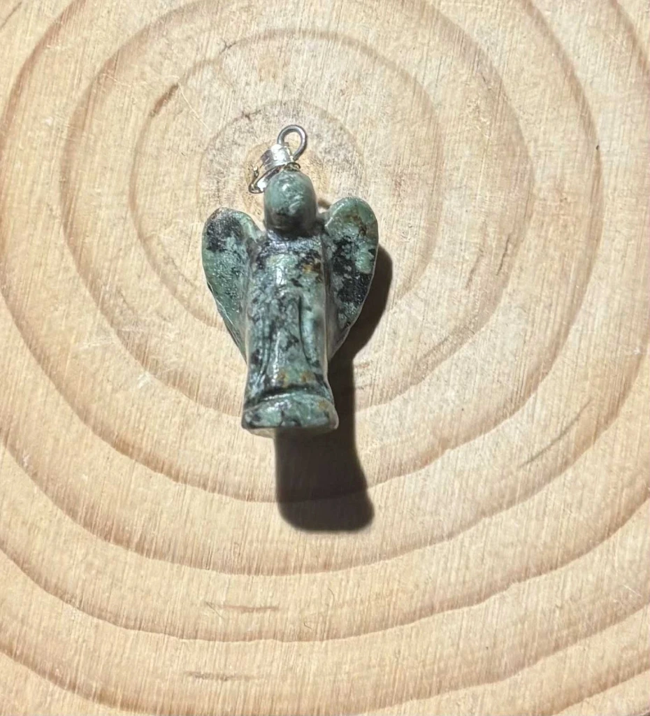 Pendentif Turquoise africaine ange