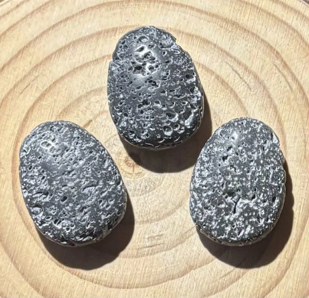 Pendentif Pierre de lave percée