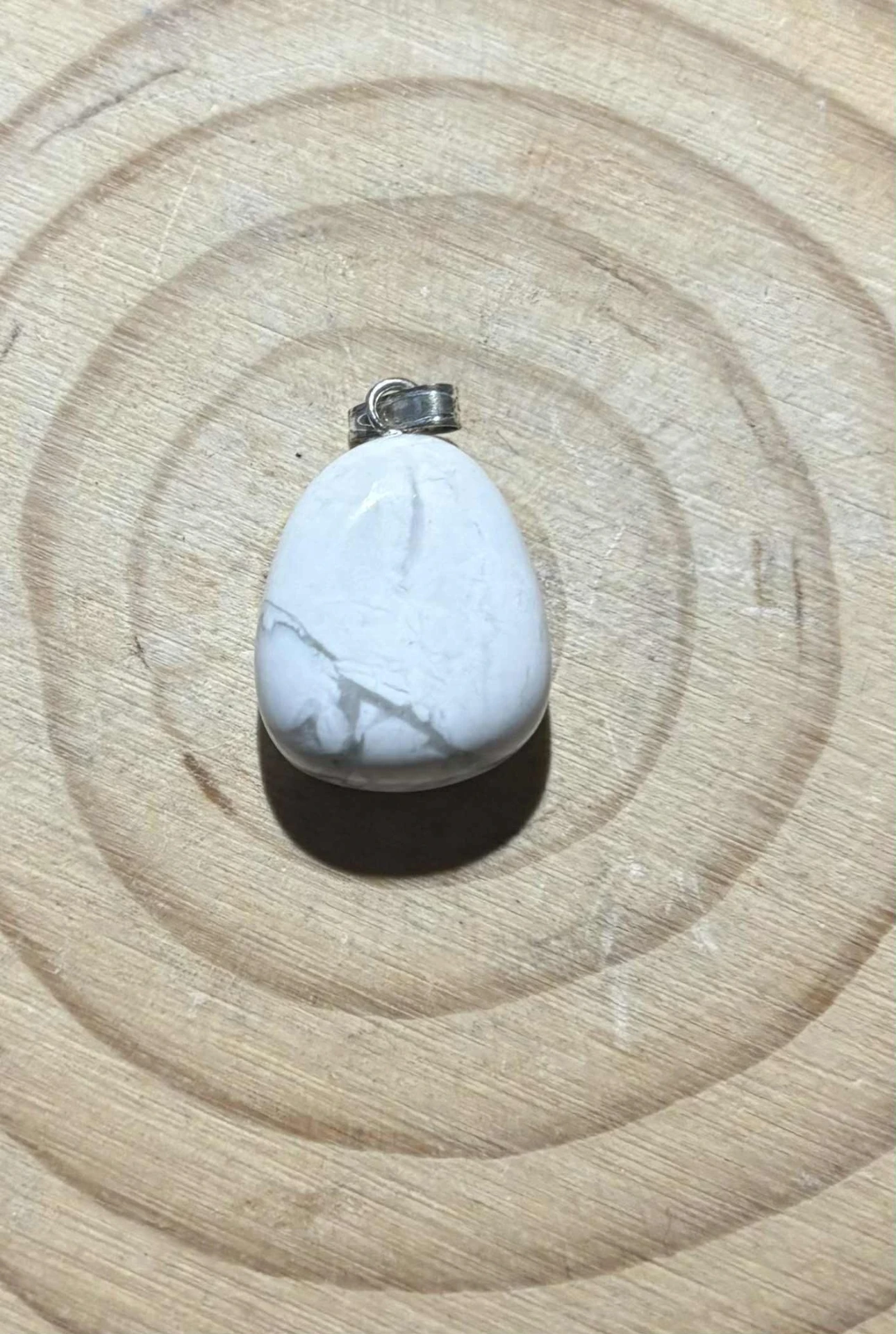 Pendentif Howlite