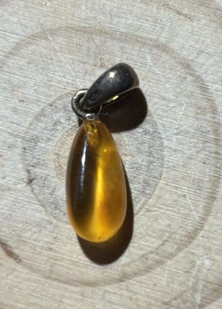 Pendentif Ambre