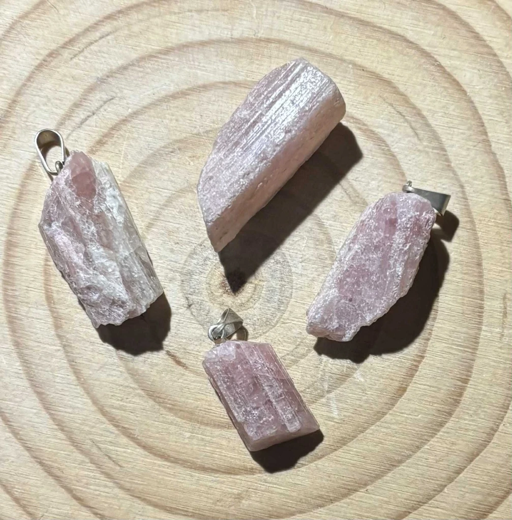 Pendentif Tourmaline rose brute