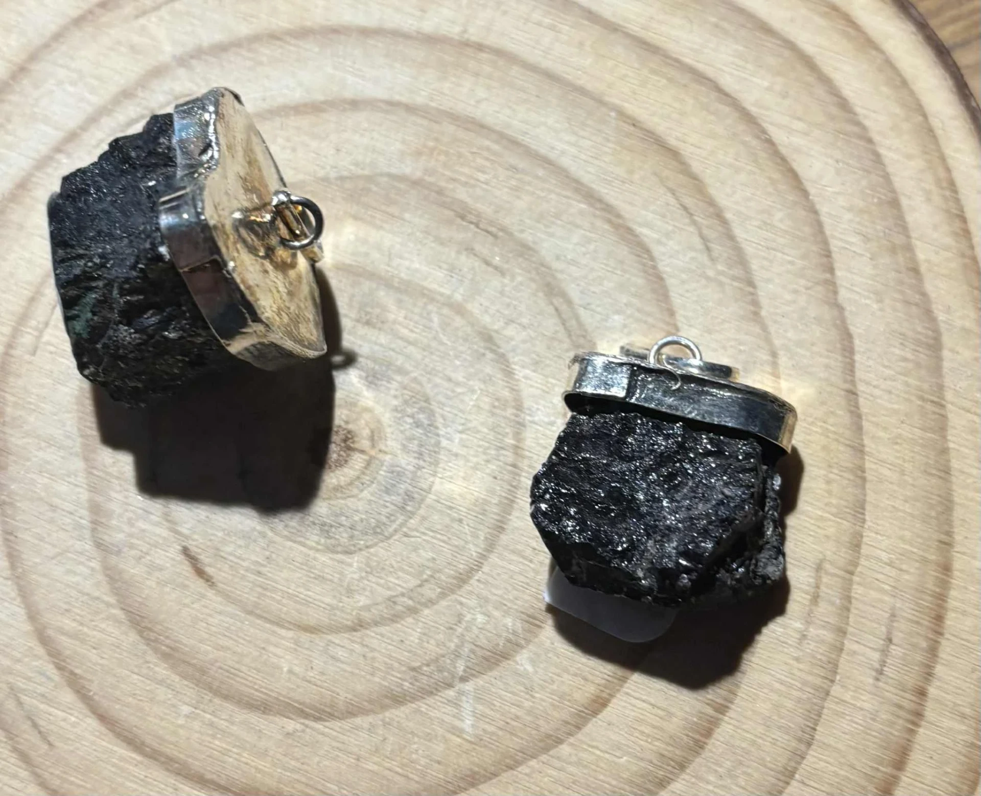 Pendentif Tourmaline noire brute
