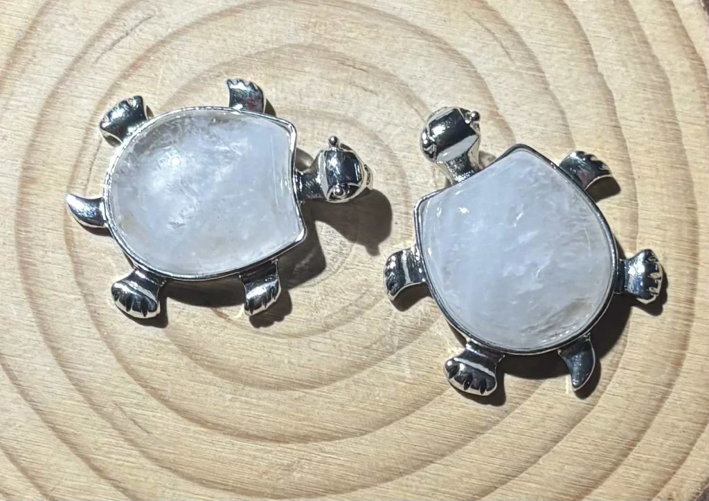 Pendentif Cristal de roche tortue