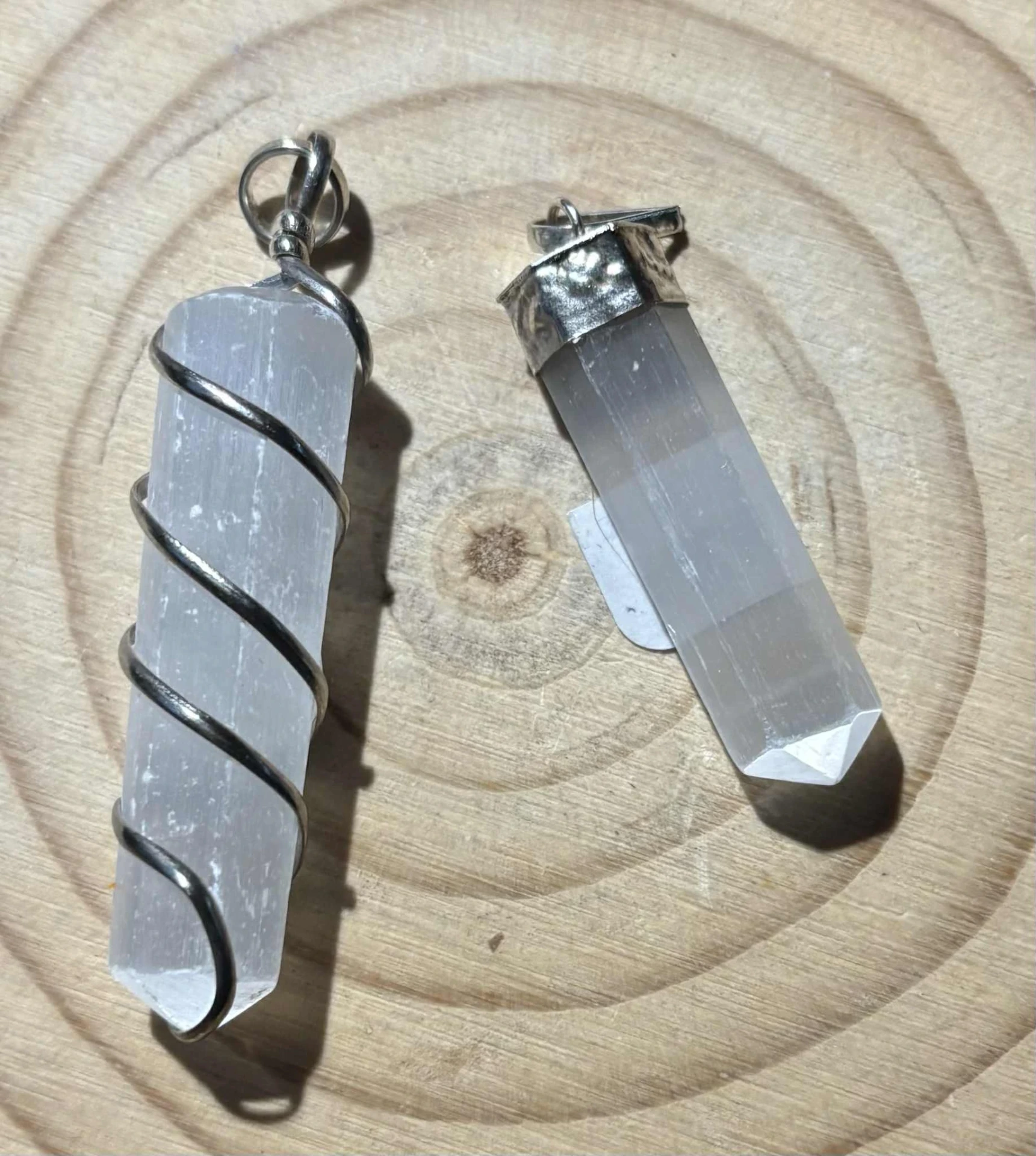 Pendentif Sélénite pointe