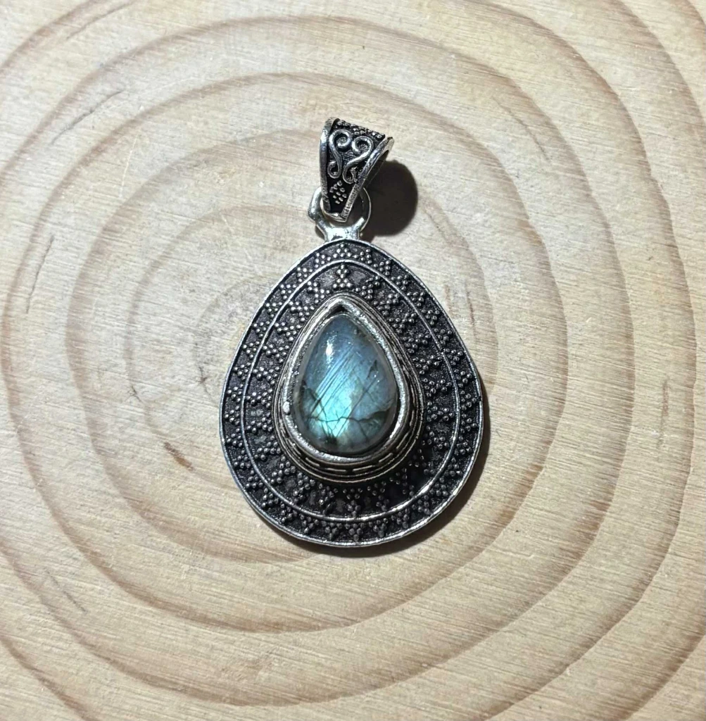 Pendentif Labradorite métal